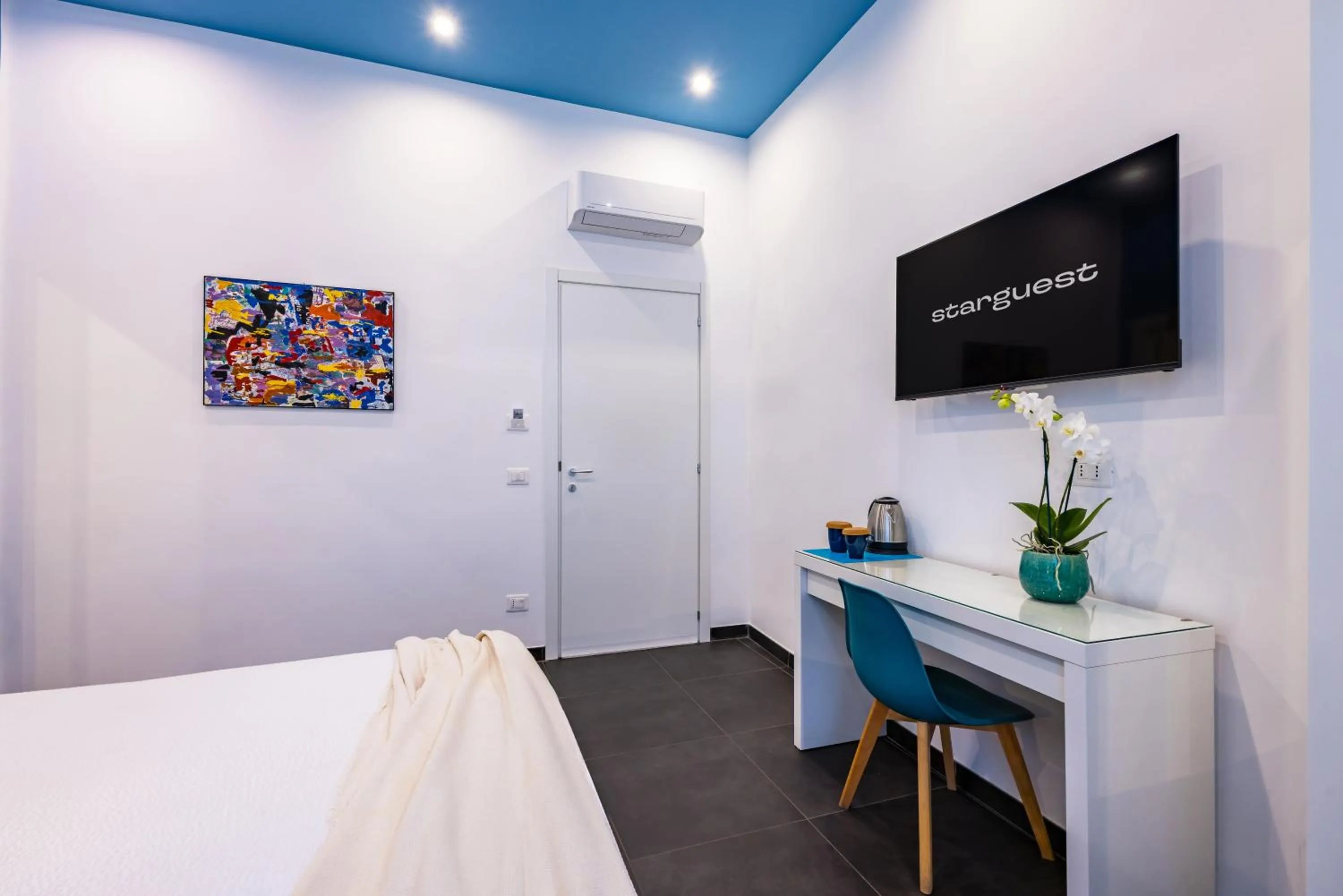 Photo of the whole room, Bed in Le Porte di Partenope