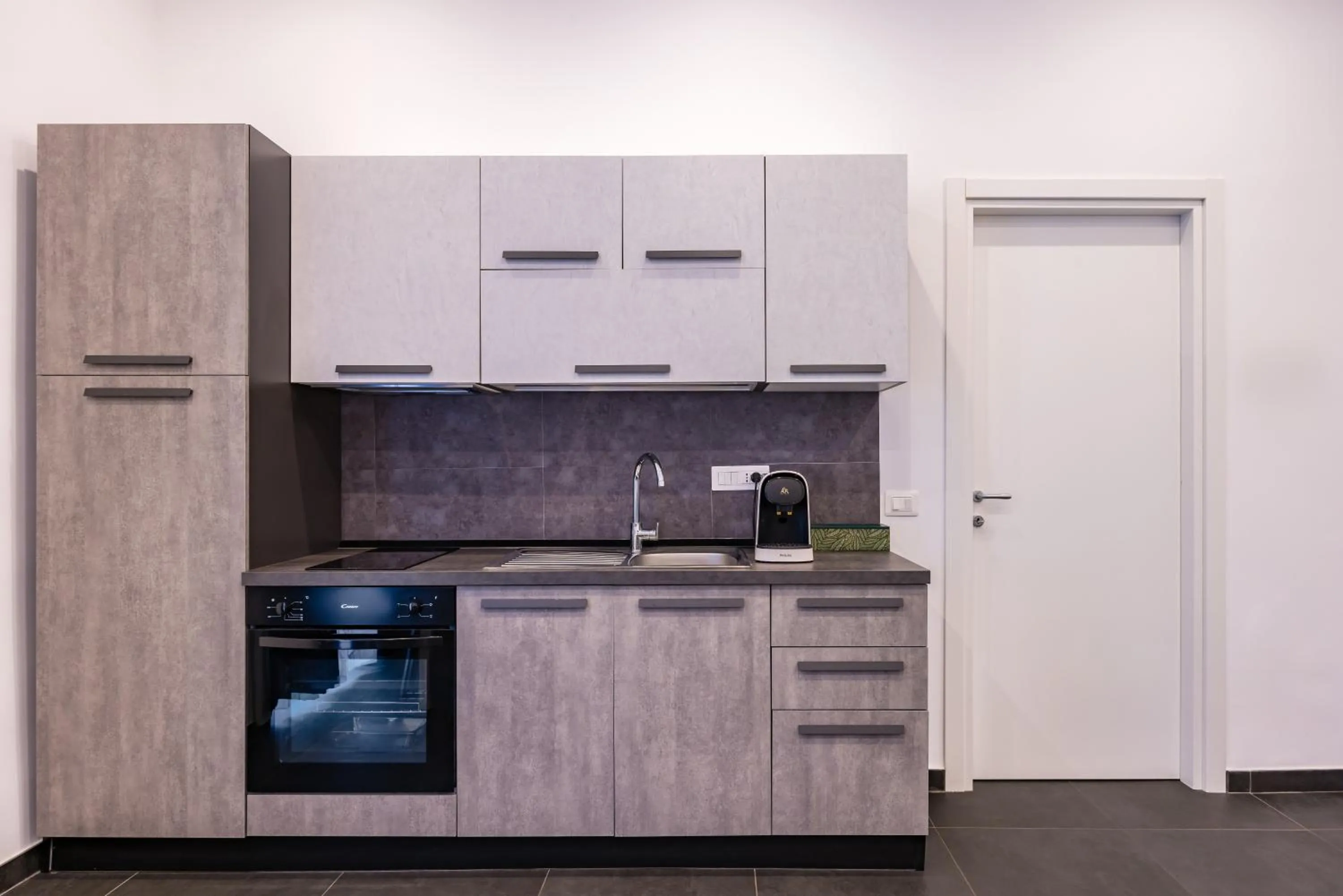 Kitchen or kitchenette in Le Porte di Partenope