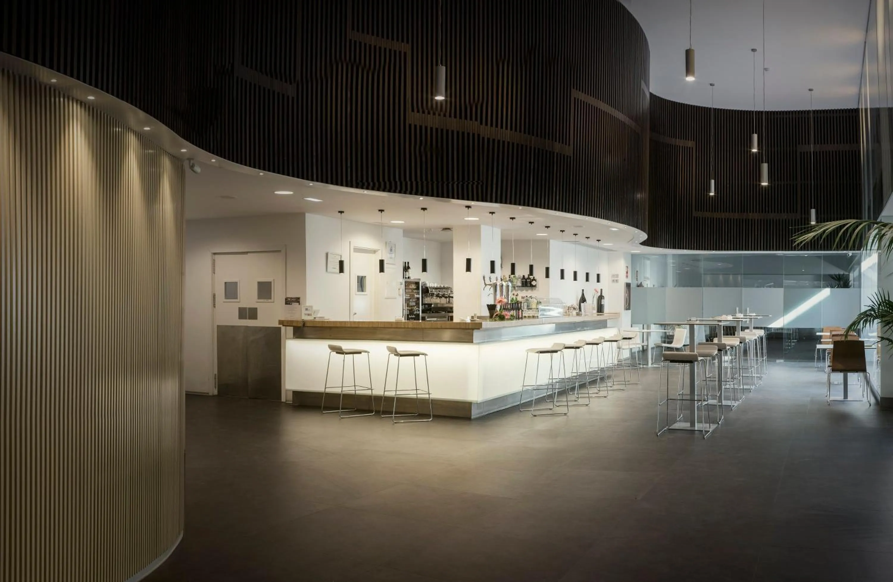 Lounge or bar in Sercotel Gran Hotel Zurbarán