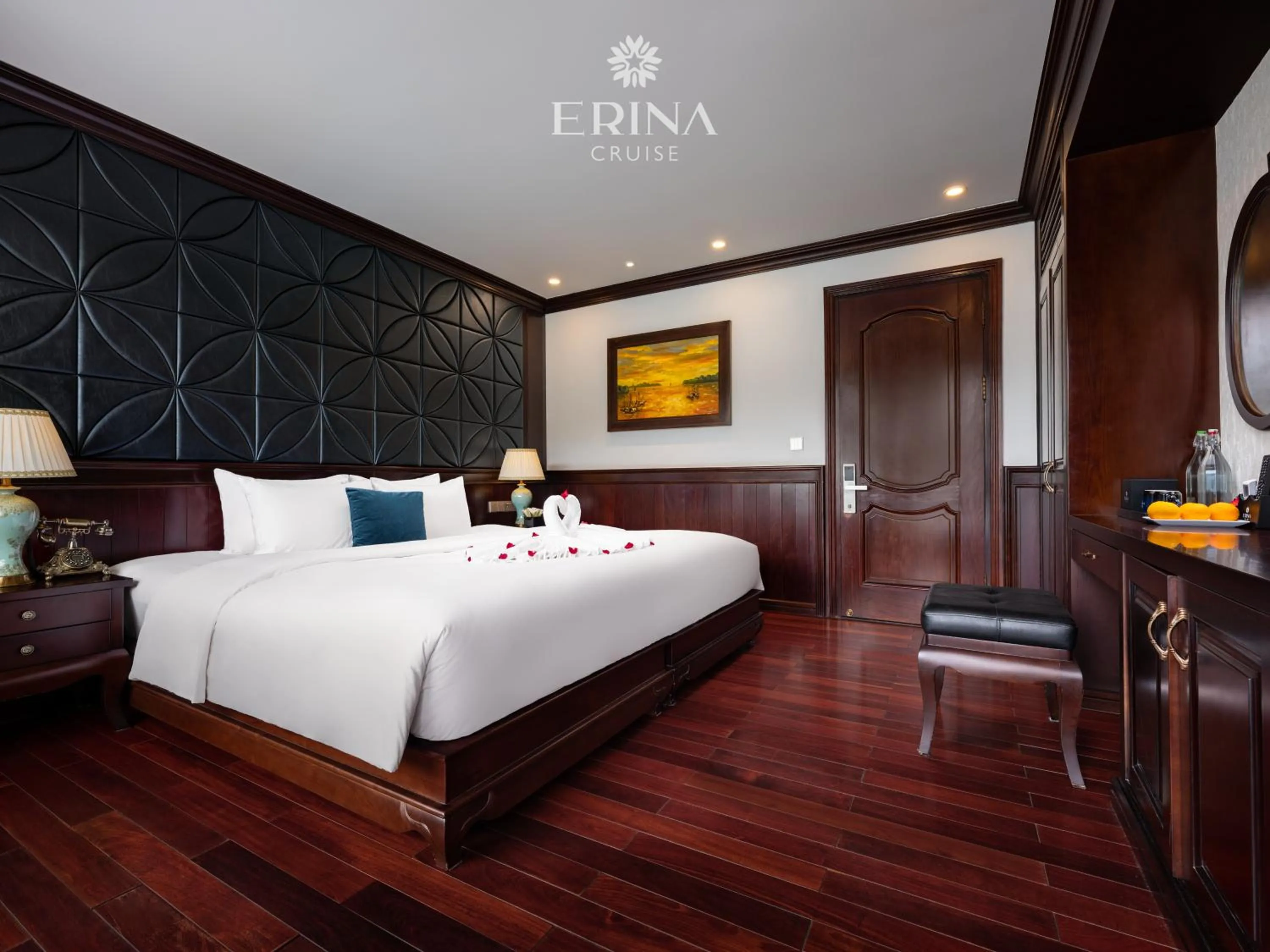 Bed in Erina Cruise by HAG