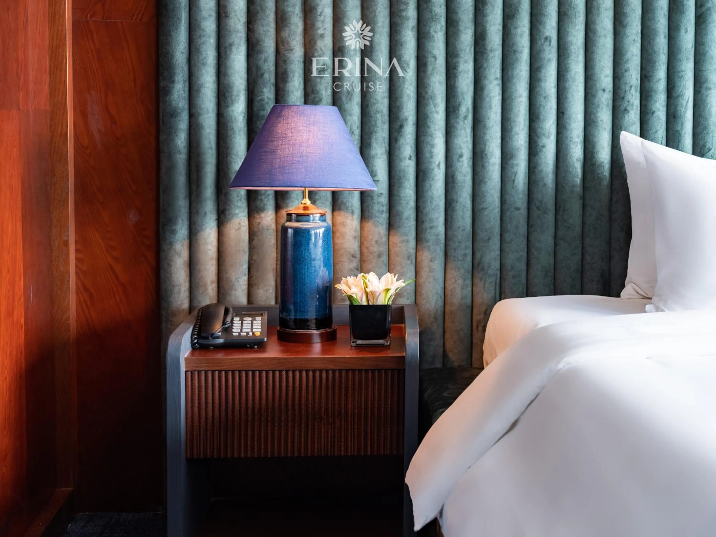 Bed in Erina Cruise by HAG