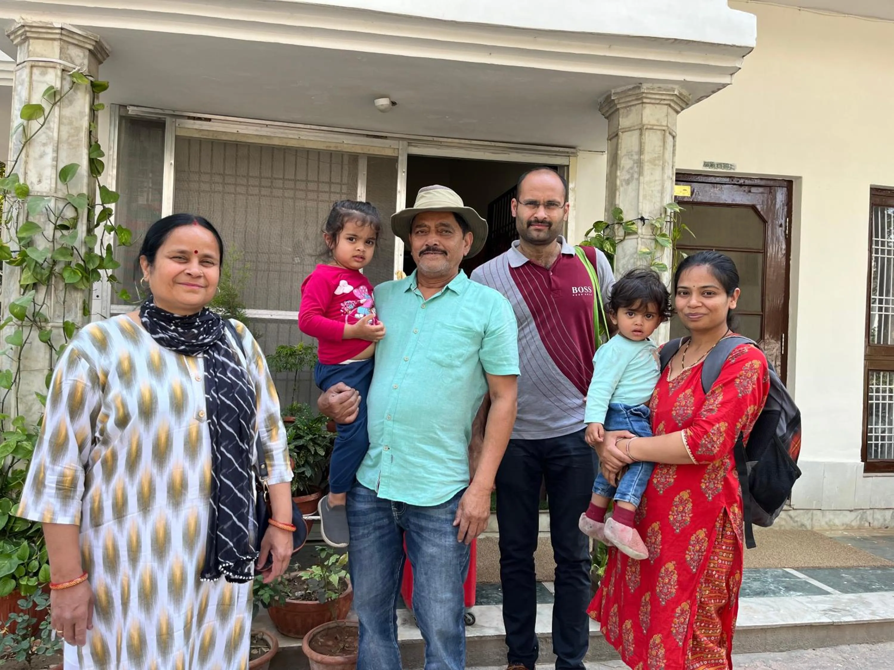 children in Alibaba’s Indiana Homestay
