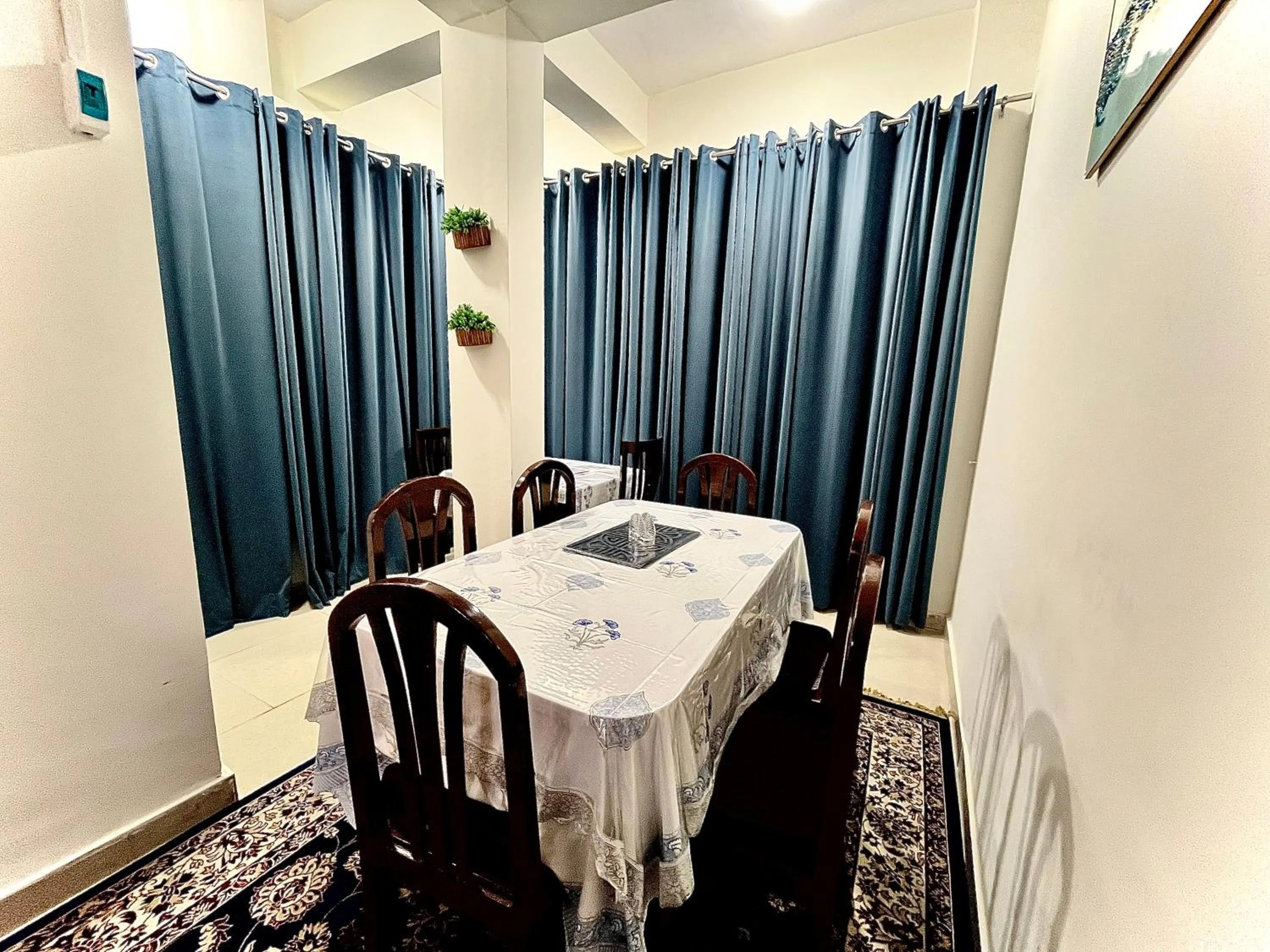 Dining area in Alibaba’s Indiana Homestay