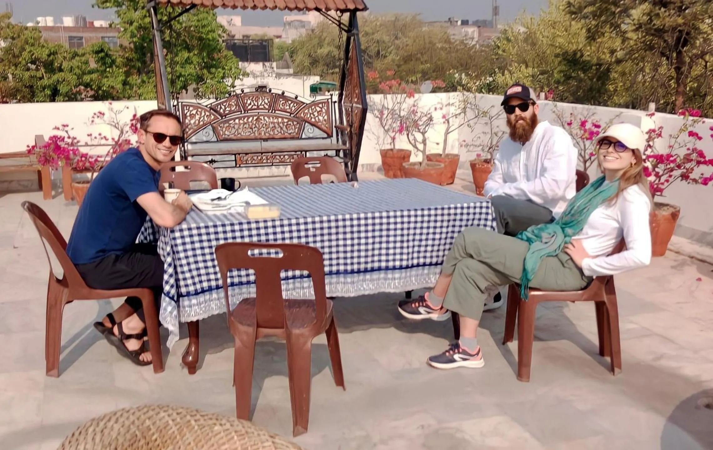 Guests in Alibaba’s Indiana Homestay