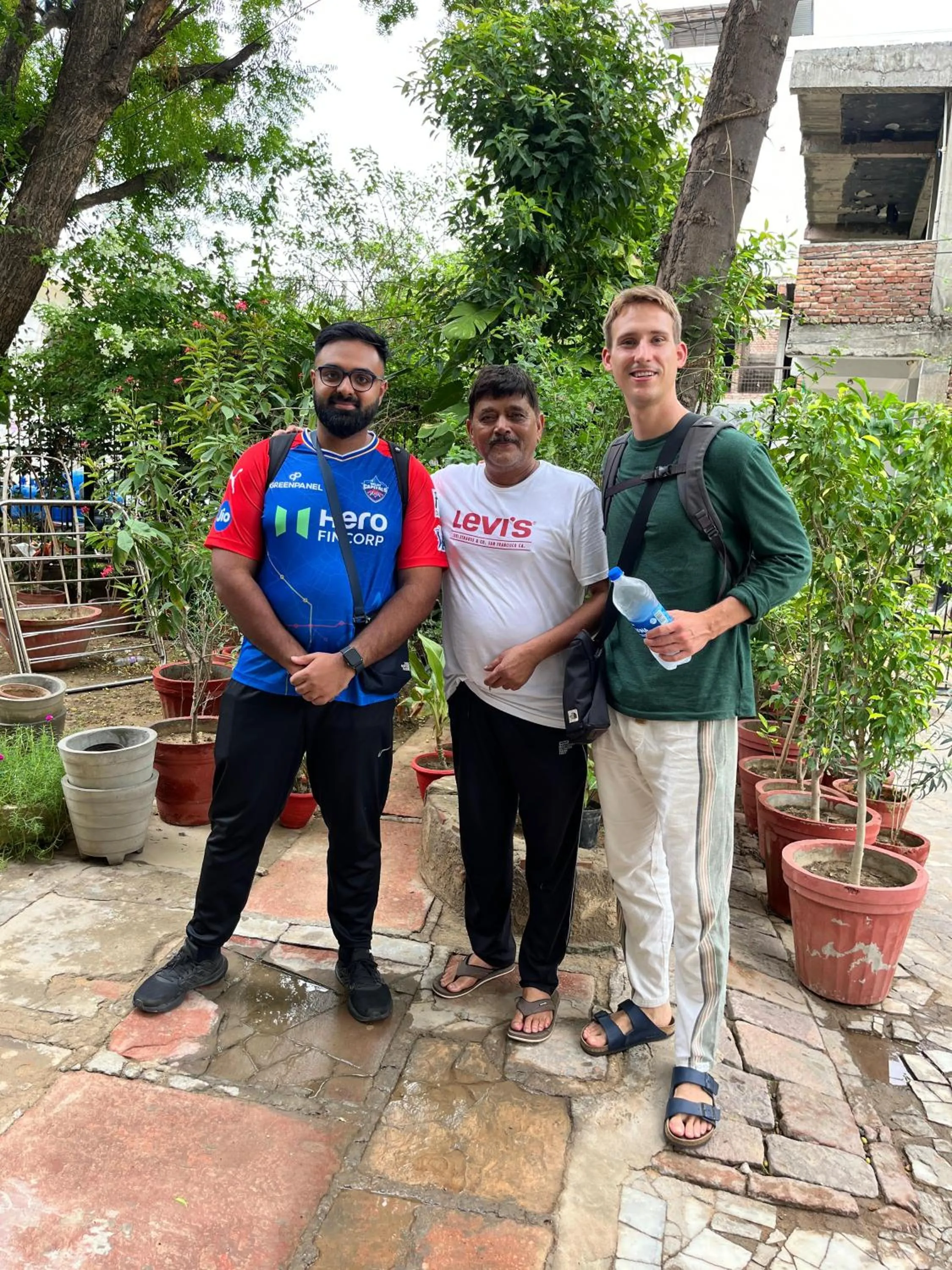group of guests in Alibaba’s Indiana Homestay