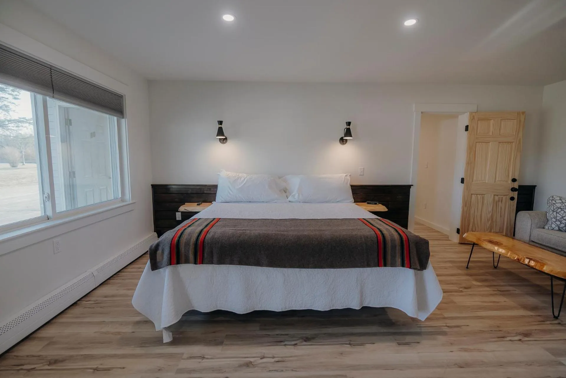 Bed in Bingham Motor Inn