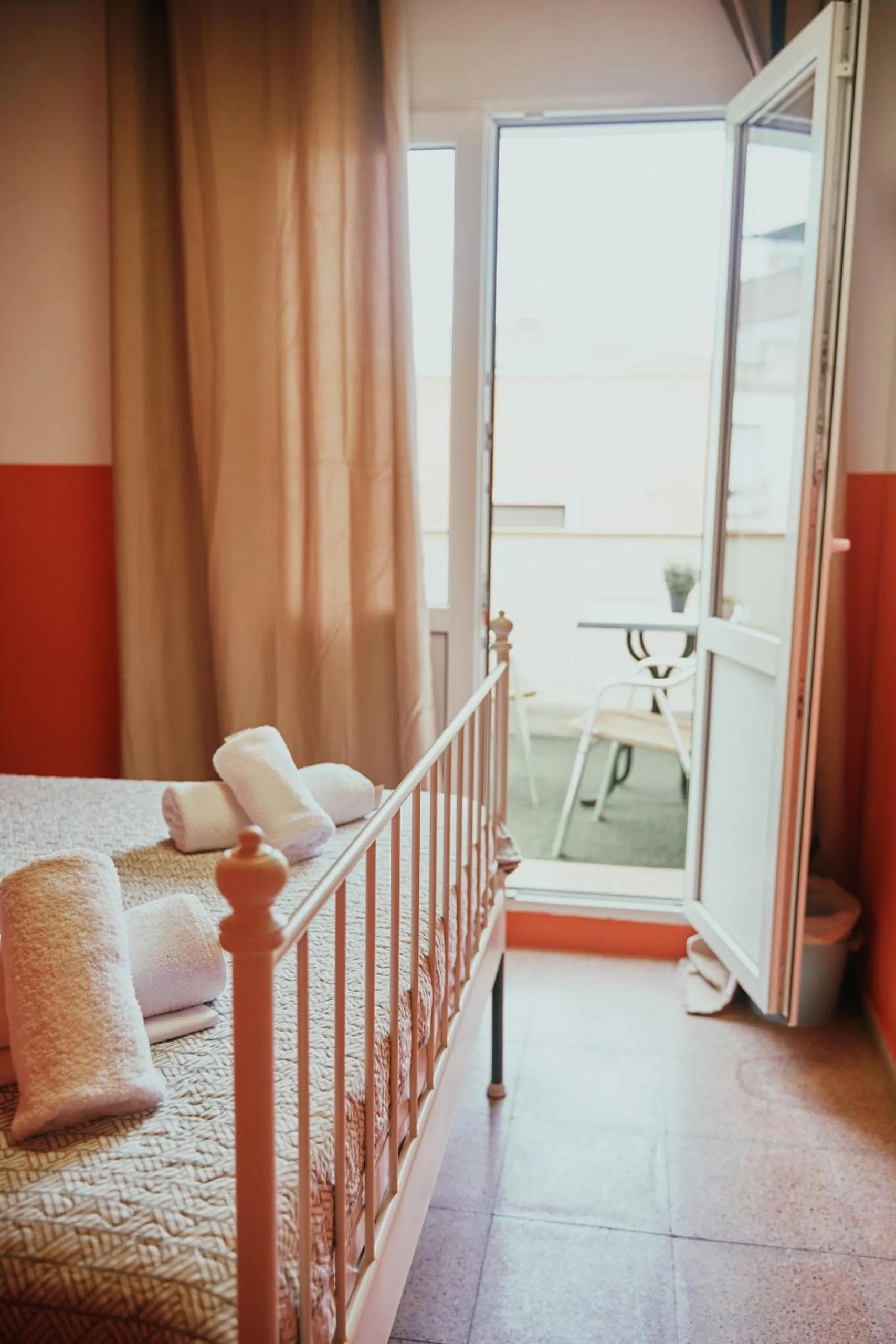 Bed in LOFT HOSTAL Group