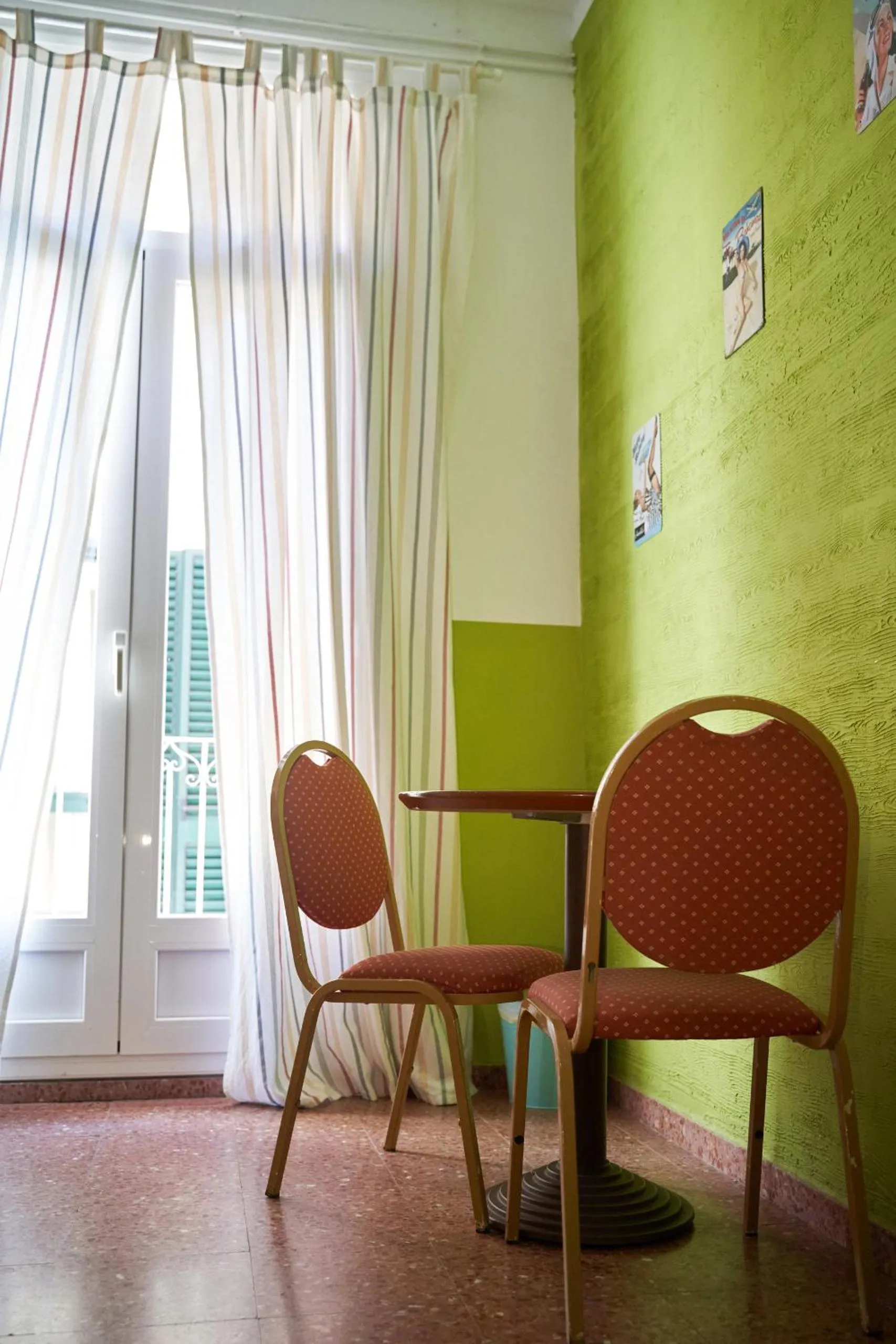 Photo of the whole room in LOFT HOSTAL Group