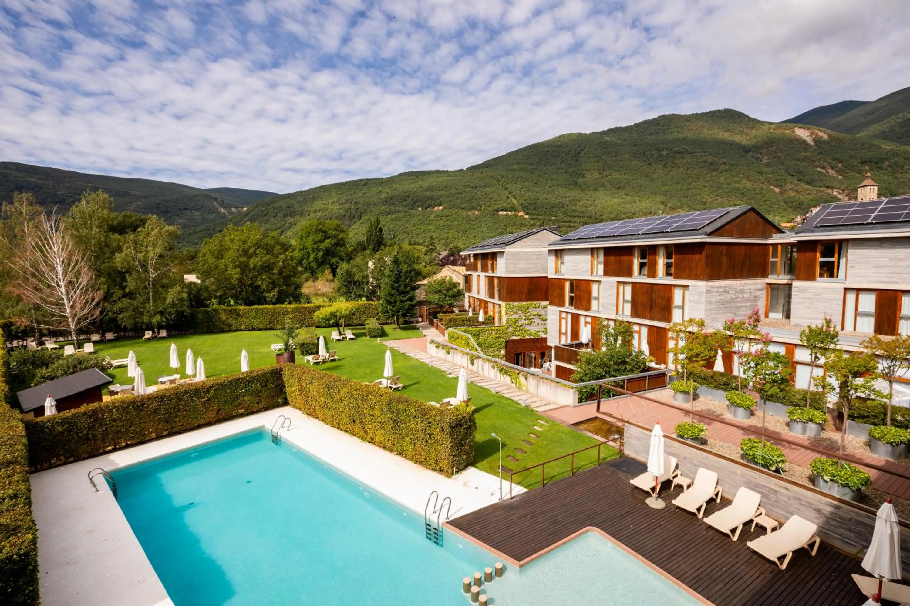 Garden view in Tierra de Biescas