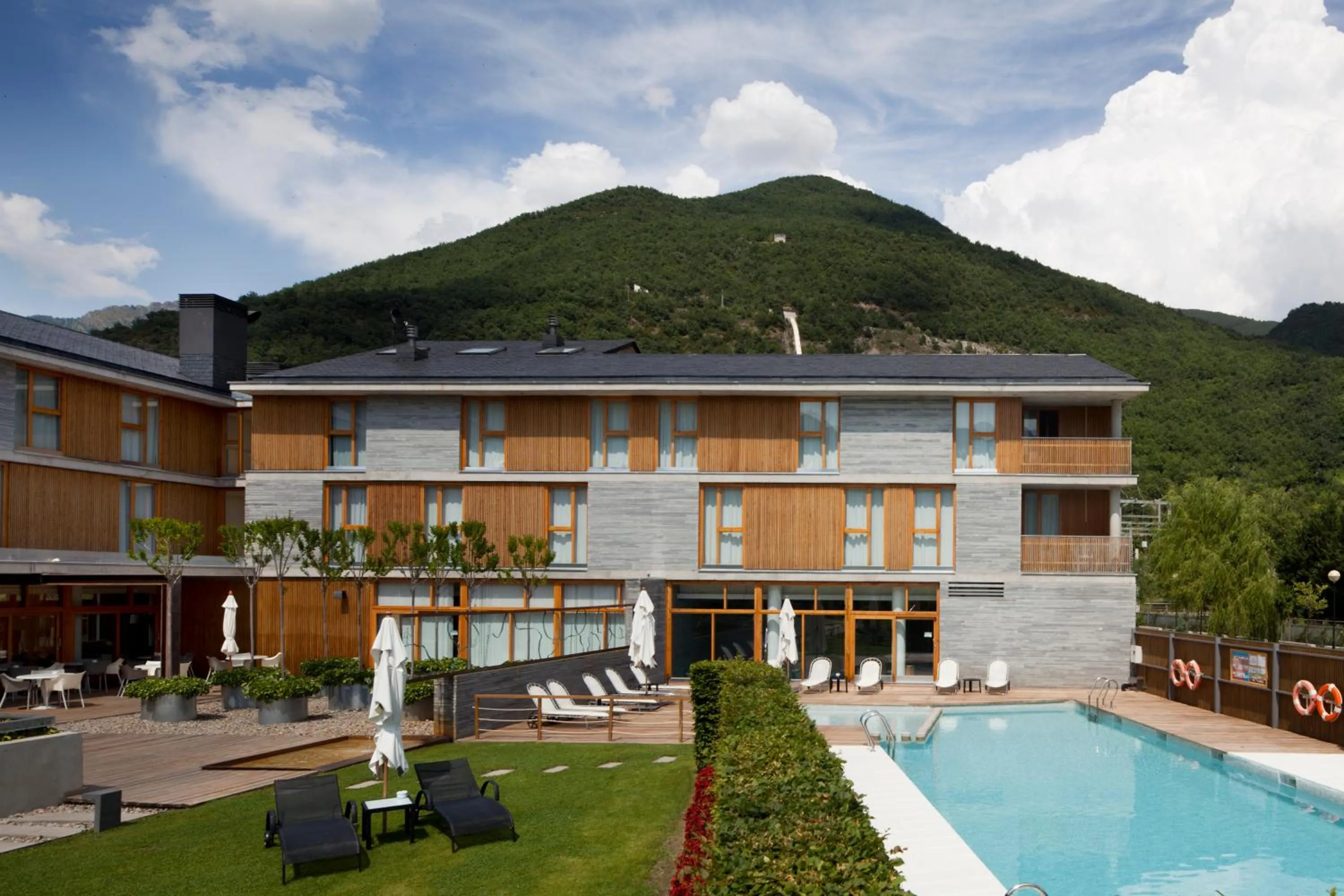 Facade/entrance in Tierra de Biescas