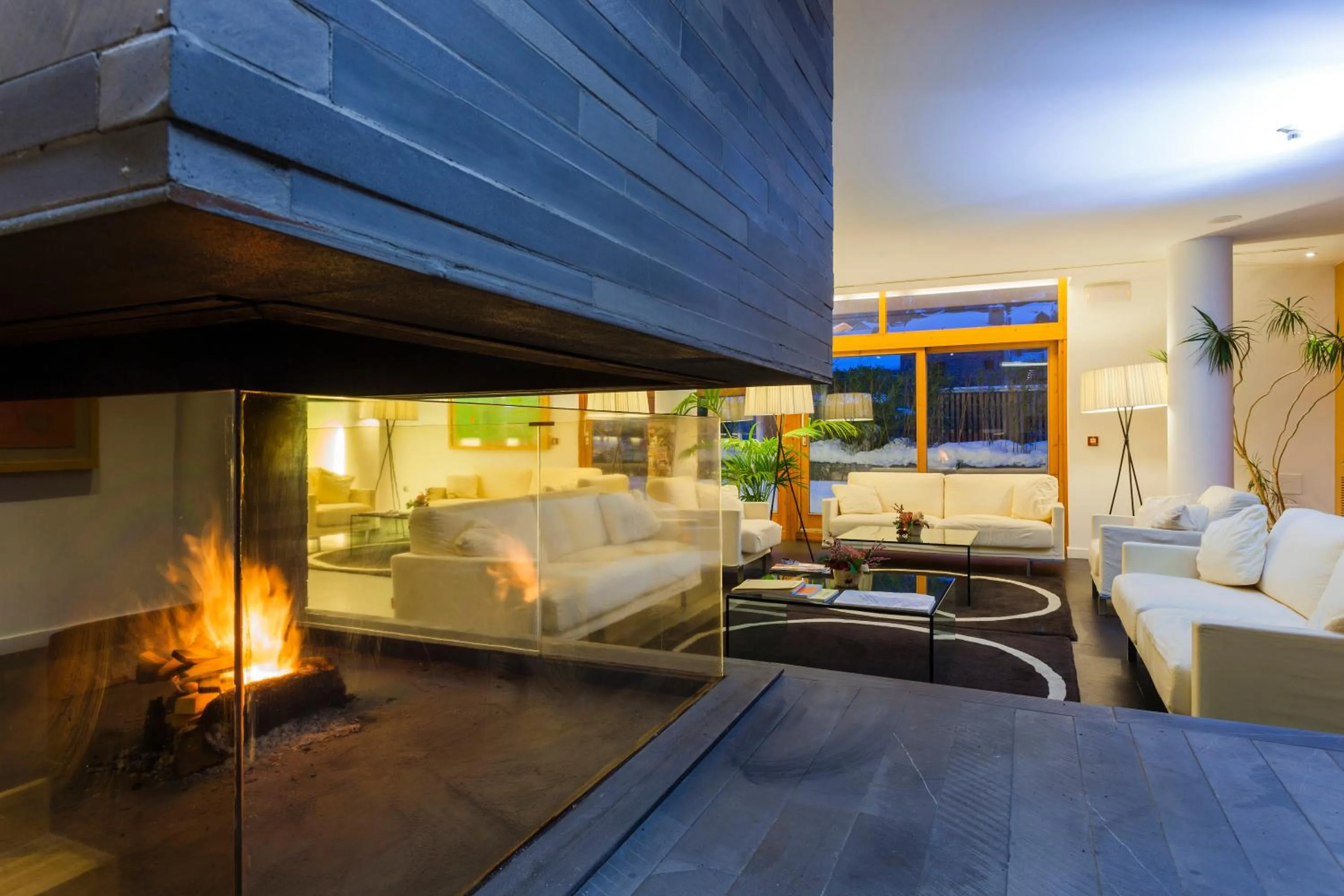 Communal lounge/ TV room, Bed in Tierra de Biescas