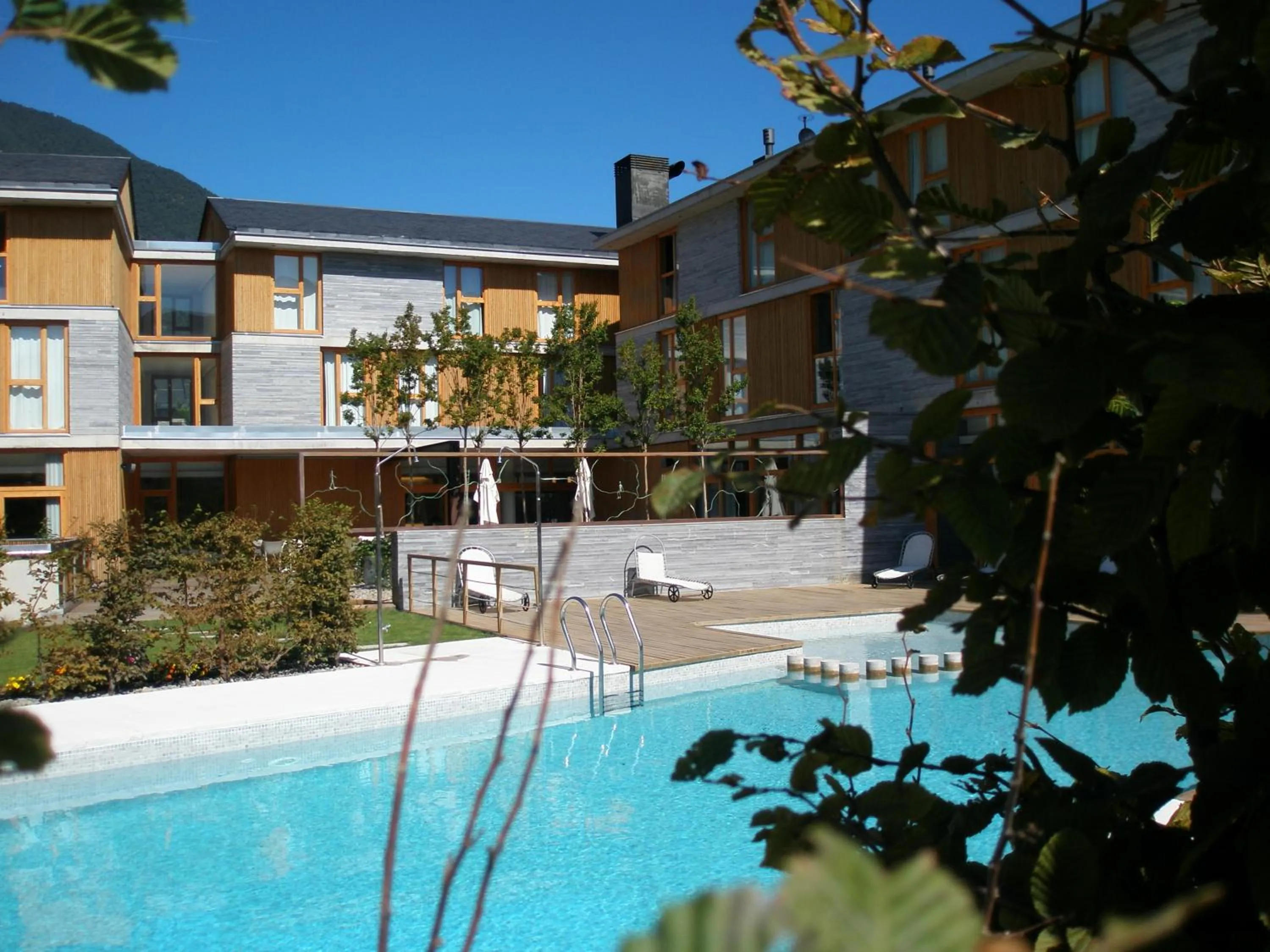 Summer in Tierra de Biescas