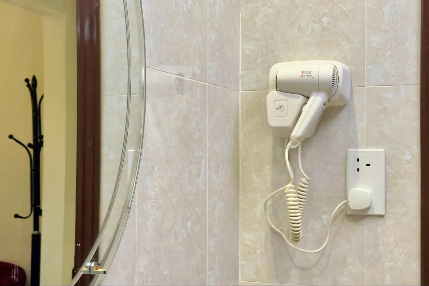 Bathroom in Waseem Al Azizia Hotel