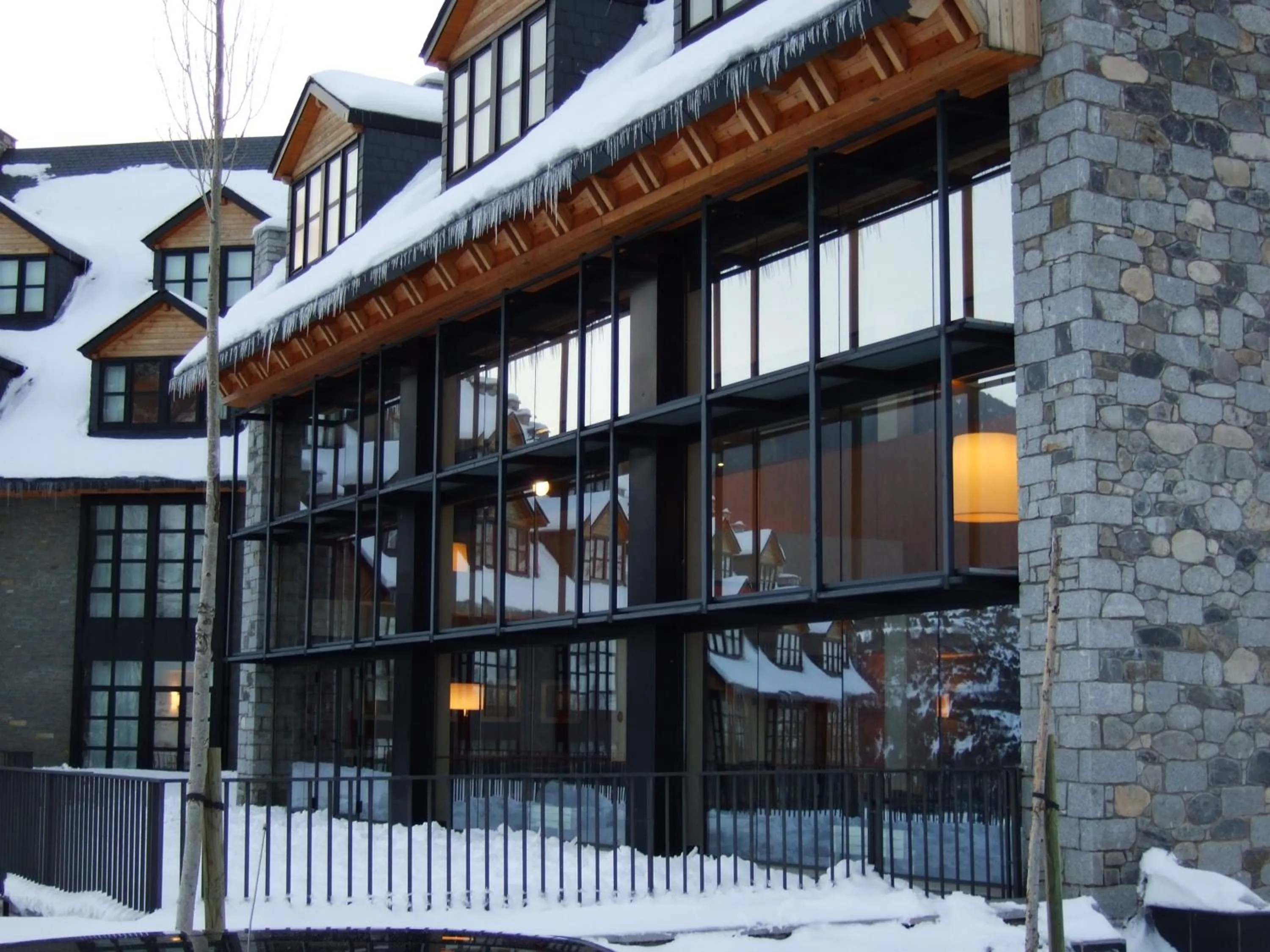 Facade/entrance in HG Cerler