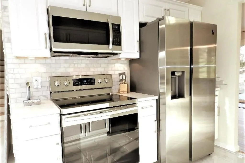 5 bedrooms with 4 Full Bath Fire Pit BBQ and Plush Amen on 1 2 acre