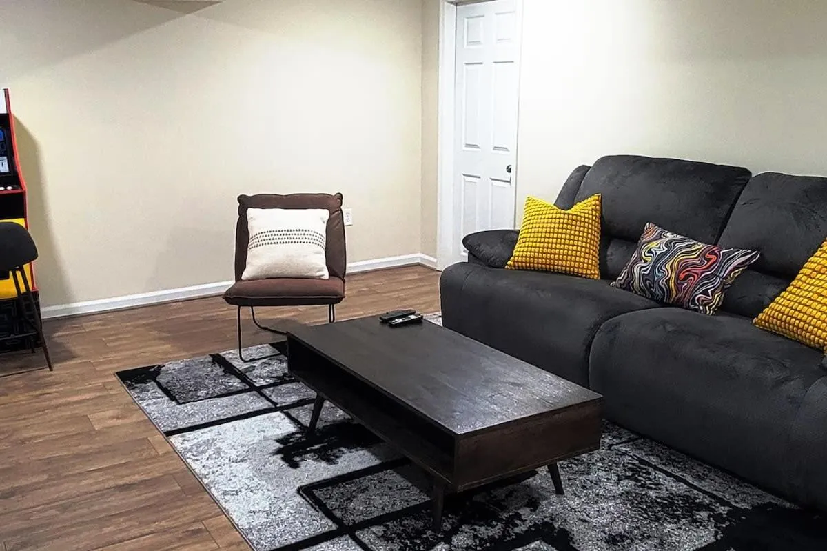 5 bedrooms with 4 Full Bath Fire Pit BBQ and Plush Amen on 1 2 acre