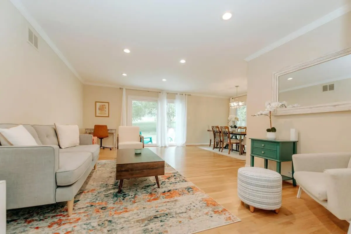 5 bedrooms with 4 Full Bath Fire Pit BBQ and Plush Amen on 1 2 acre