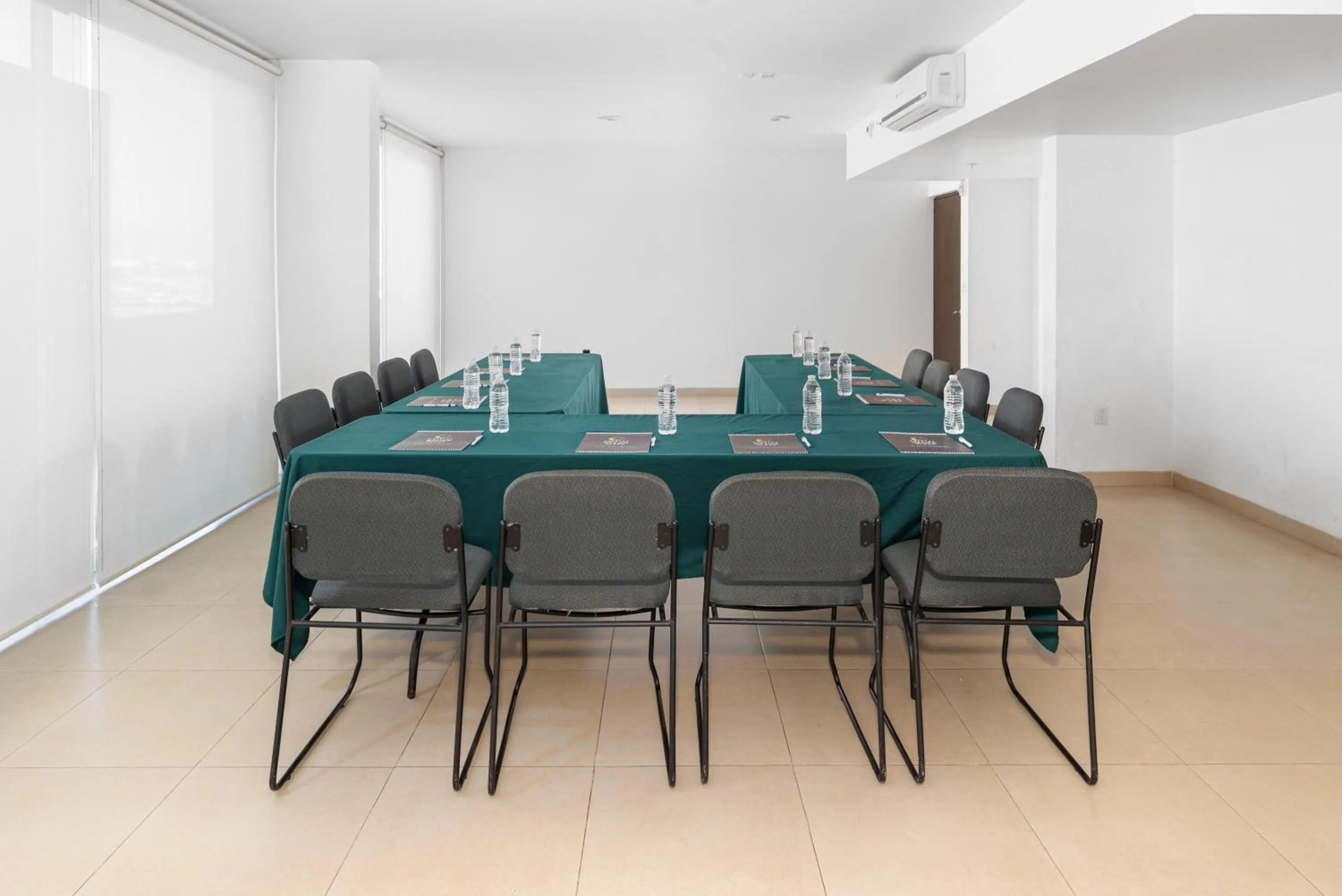 Meeting/conference room in Hotel México Plaza Silao Aeropuerto