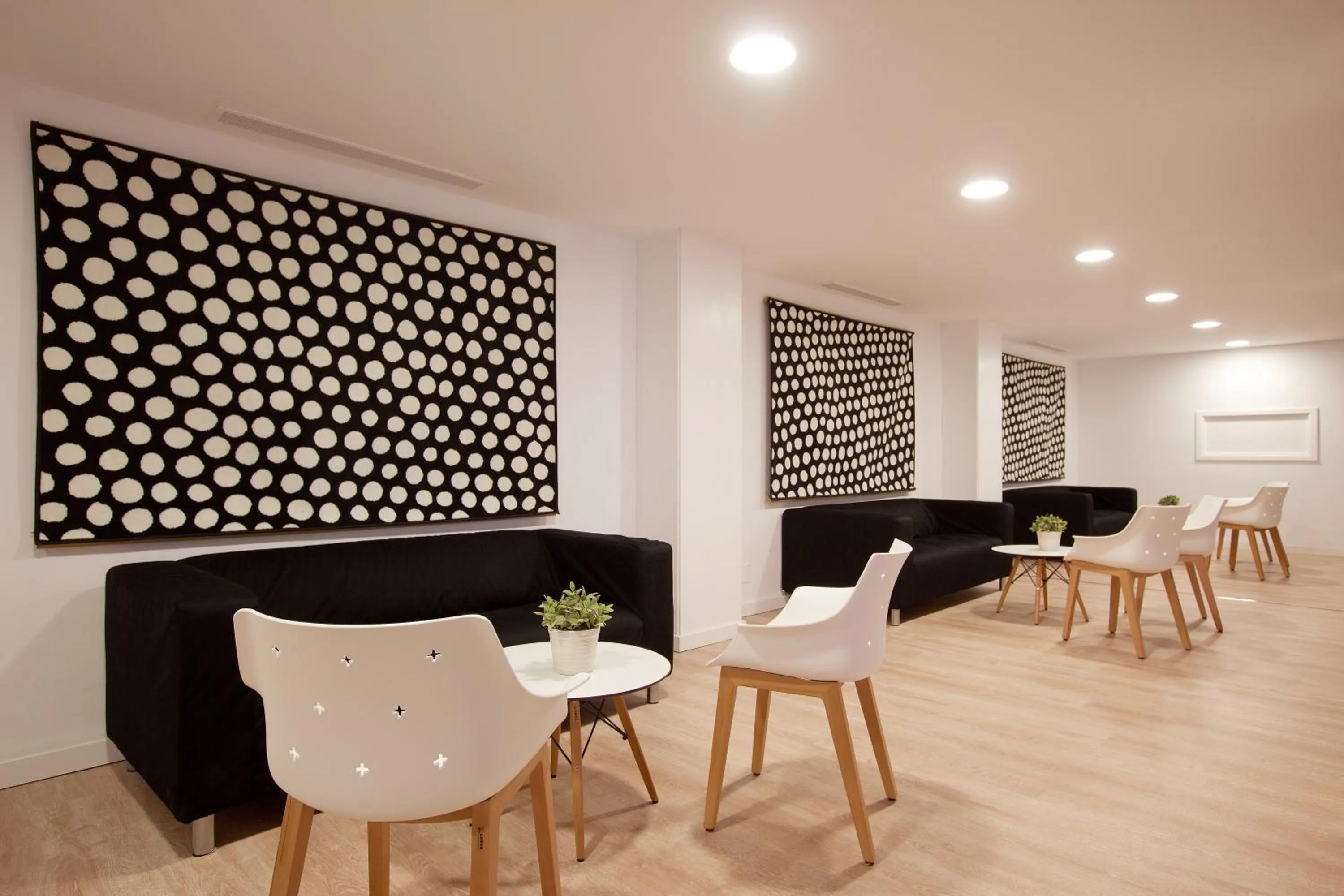 Area and facilities in whala!beach