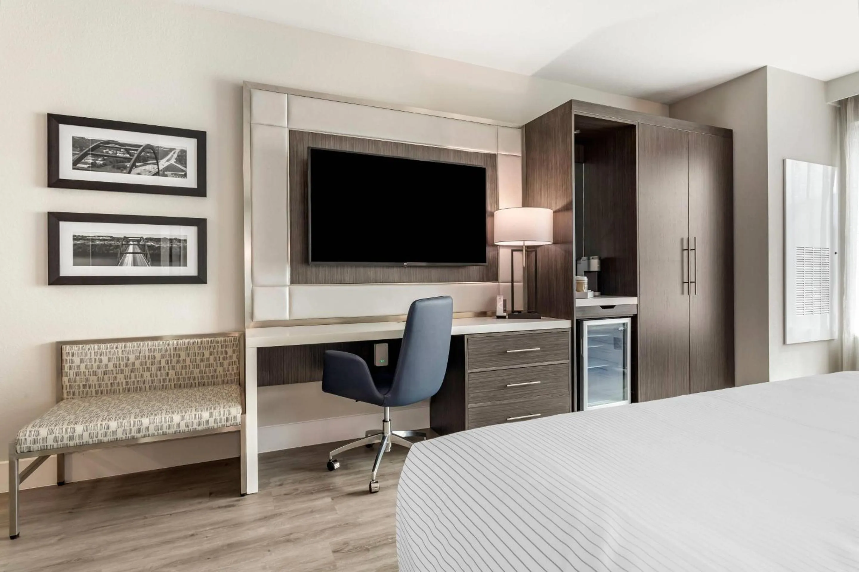 Bedroom, Bed in Cambria Hotel Austin Uptown near the Domain