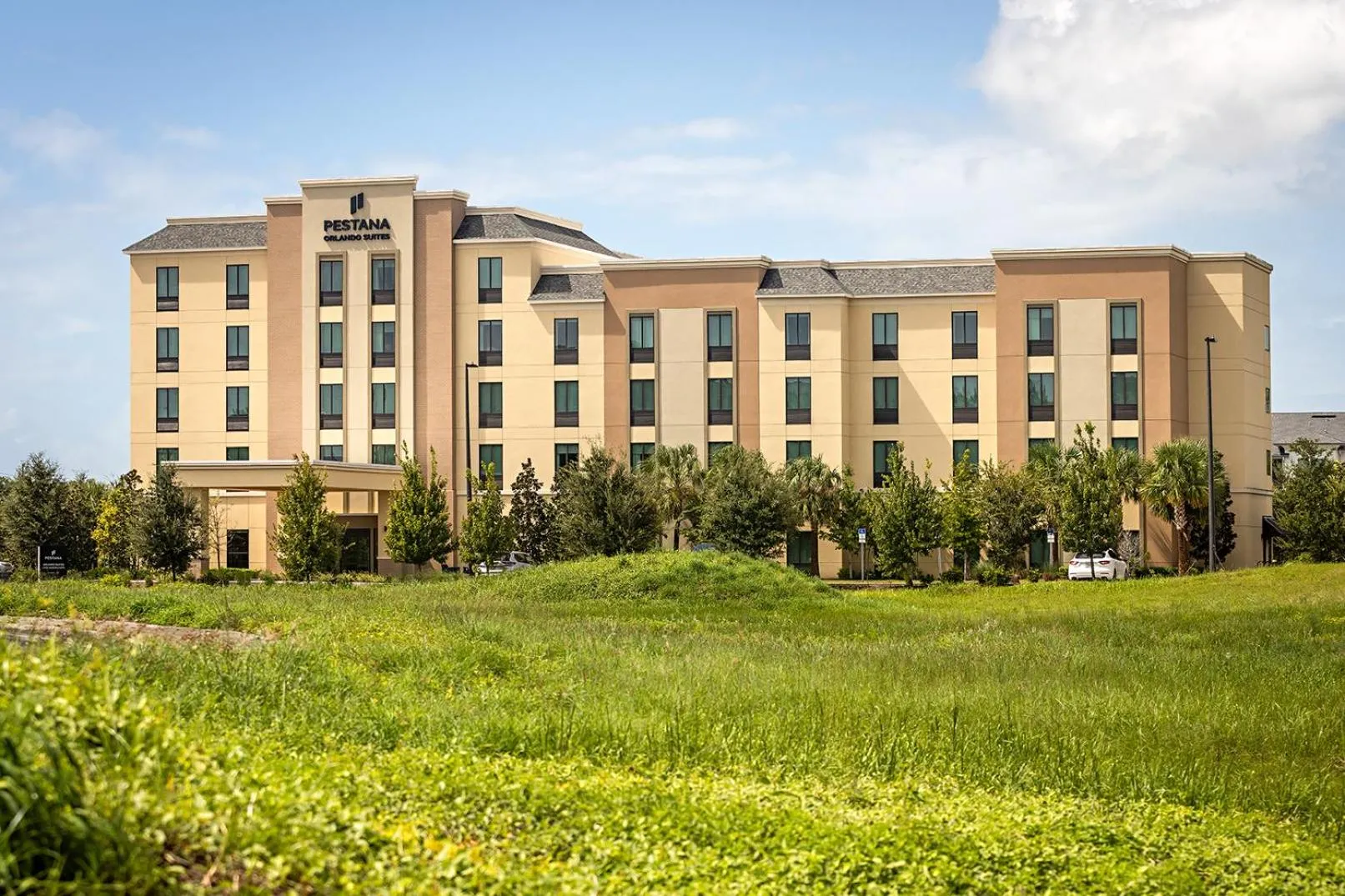 Property building in Pestana Orlando Suites - Lake Buena Vista