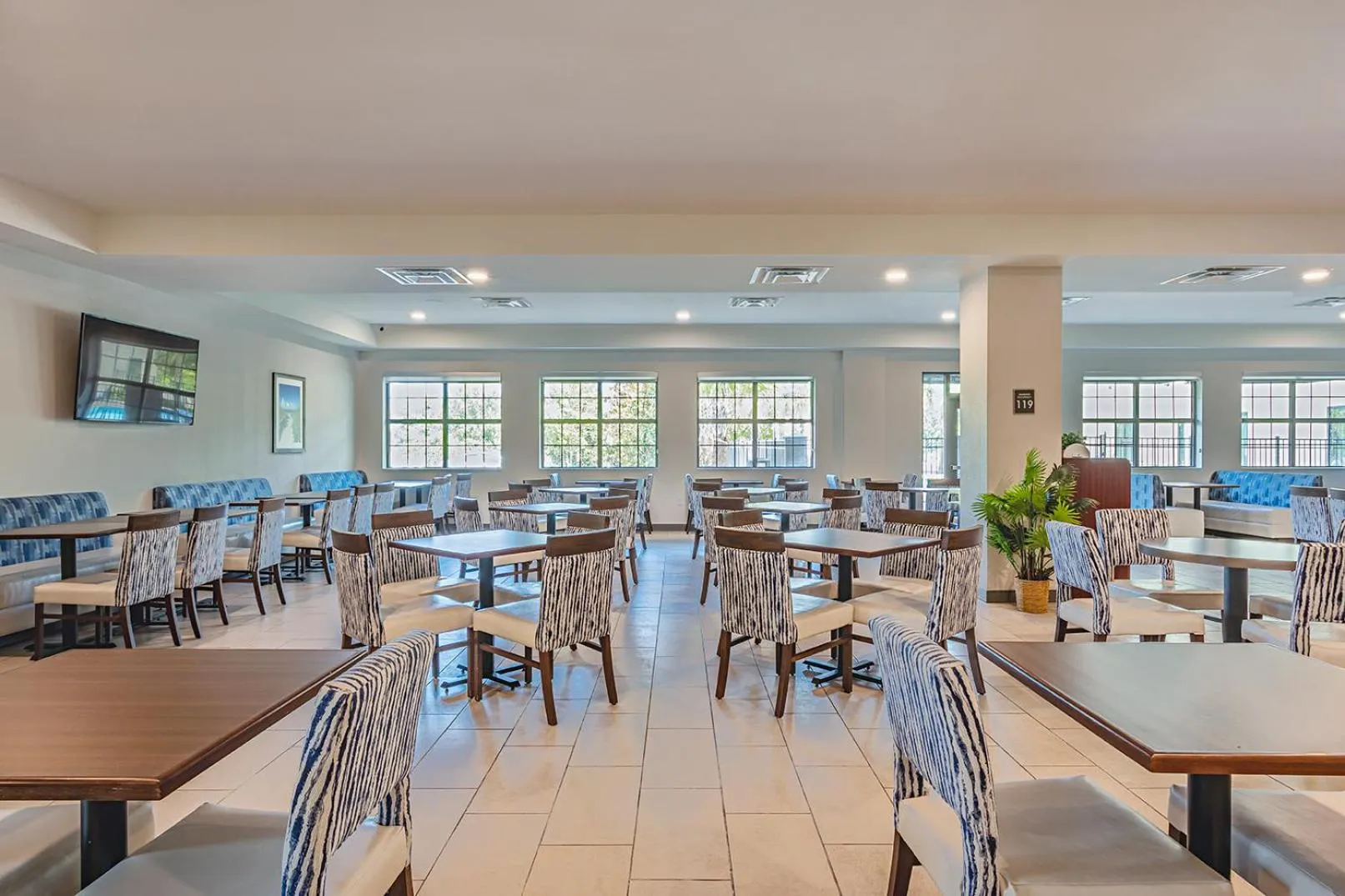 Restaurant/places to eat in Pestana Orlando Suites - Lake Buena Vista