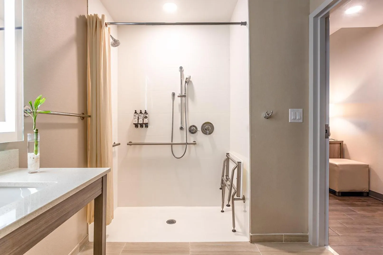 Shower in Pestana Orlando Suites - Lake Buena Vista