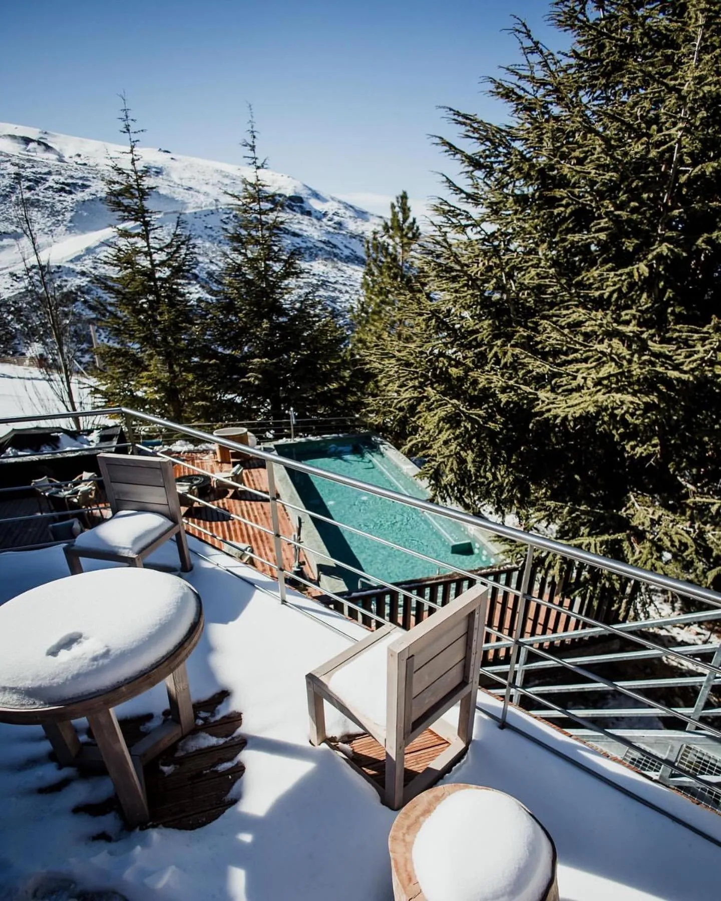 Swimming pool in Hotel Maribel