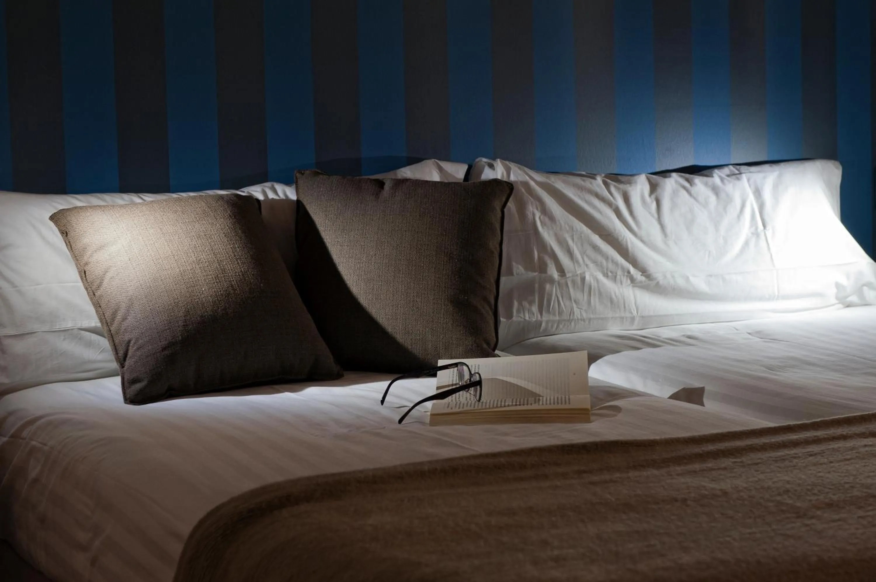 Bedroom, Bed in MH Apartments Liceo