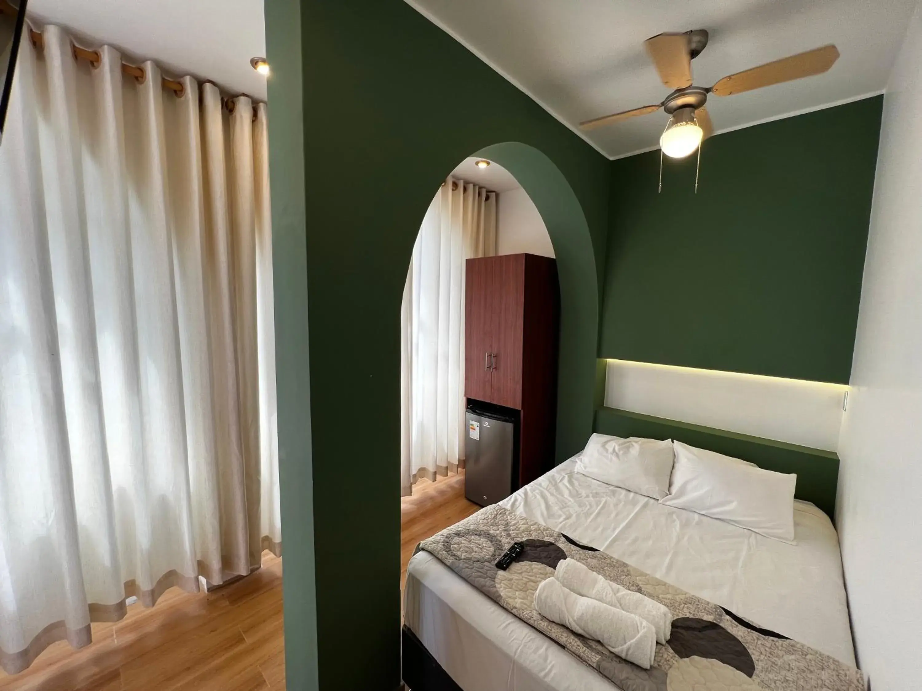 Standard Queen Room - single occupancy in Gamora Hotel Playa Standard Queen Room - single occupancy in Gamora Hotel Playa