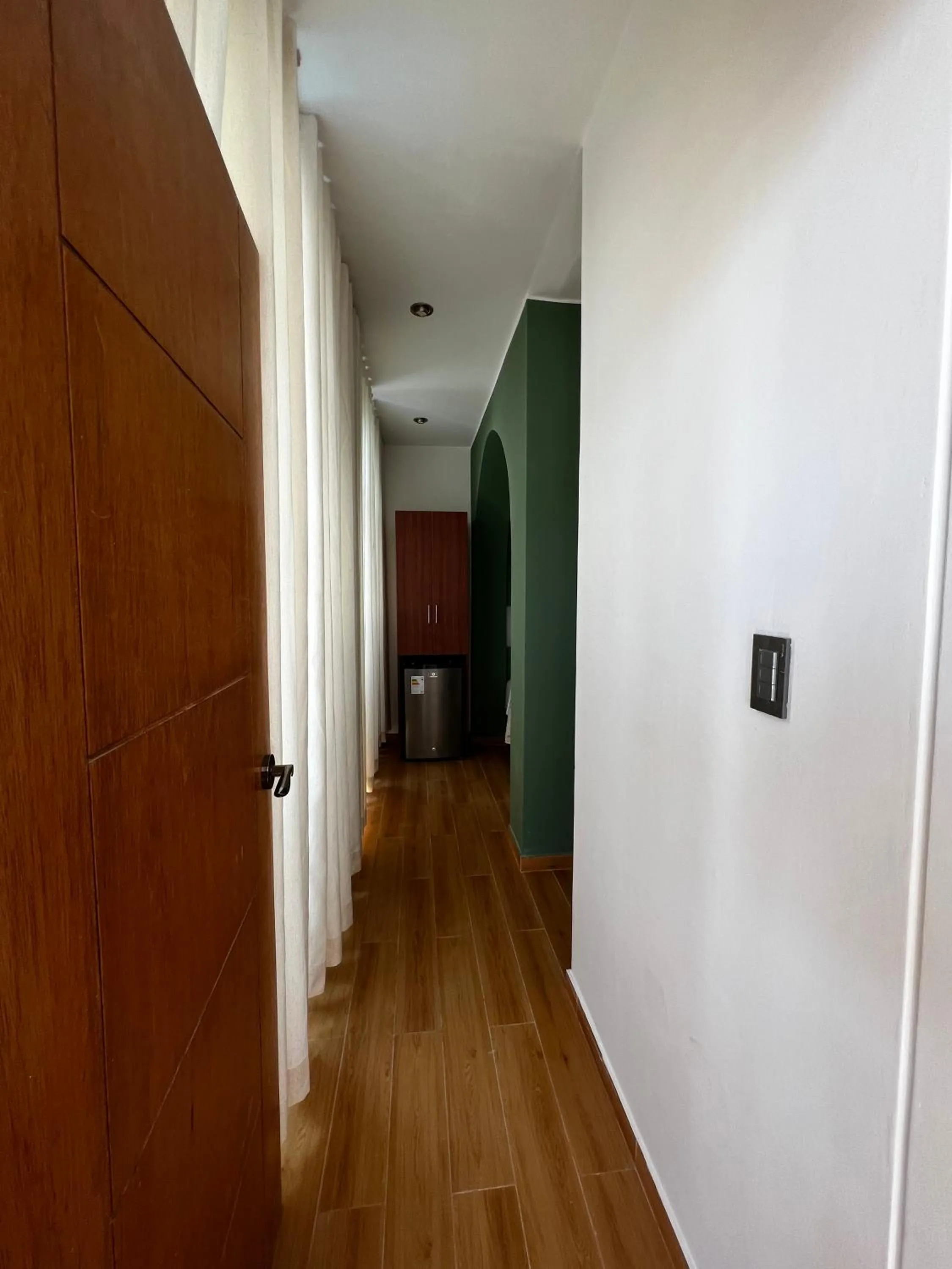 wardrobe in Gamora Hotel Playa