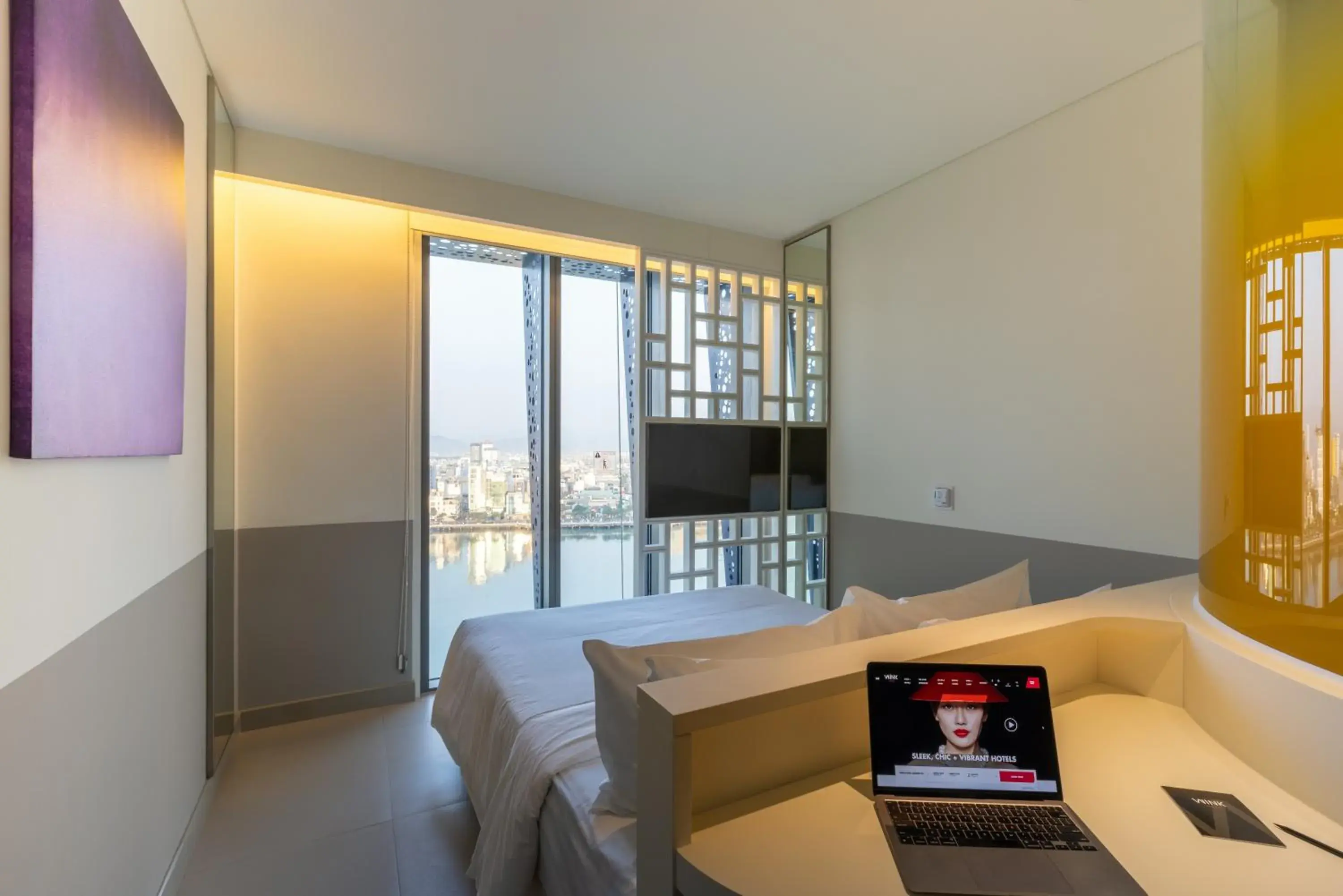 Premier Queen Riverside with Sunset View in Wink Icon Hotel Danang Riverside - Luxury Suites - 24hrs Stay & Rooftop Pool Bar Premier Queen Riverside with Sunset View in Wink Icon Hotel Danang Riverside - Luxury Suites - 24hrs Stay & Rooftop Pool Bar