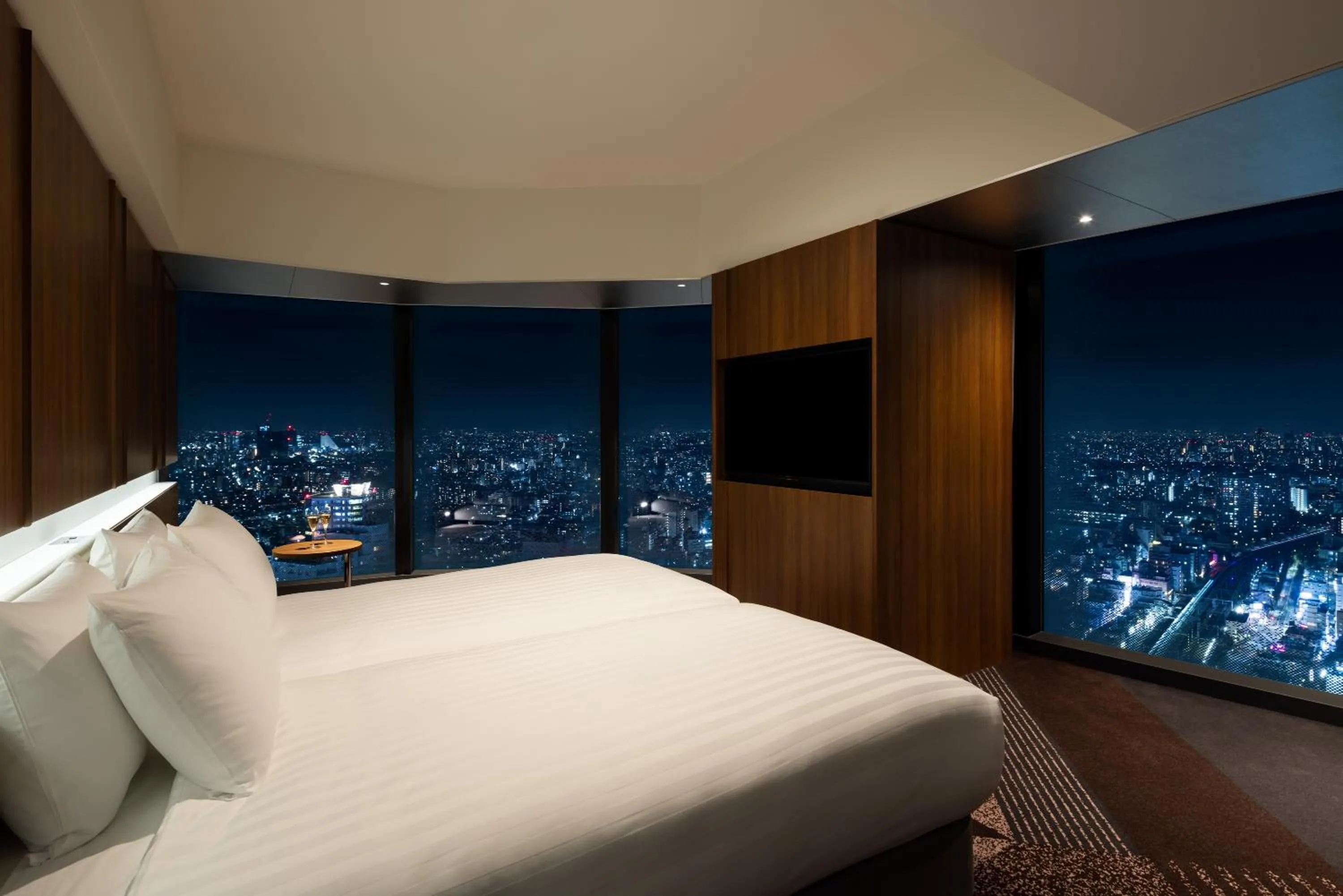 Bedroom, Bed in HOTEL GROOVE SHINJUKU, A PARKROYAL Hotel