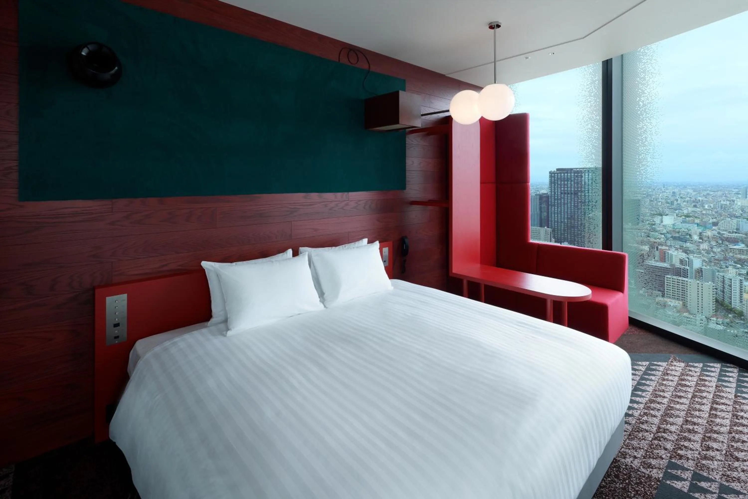 Bedroom, Bed in HOTEL GROOVE SHINJUKU, A PARKROYAL Hotel