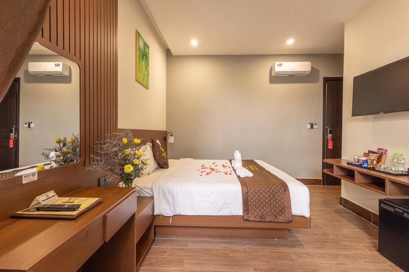 Bedroom, Bed in GREENECO DA LAT HOTEL - Khách sạn Green Eco Đà Lạt