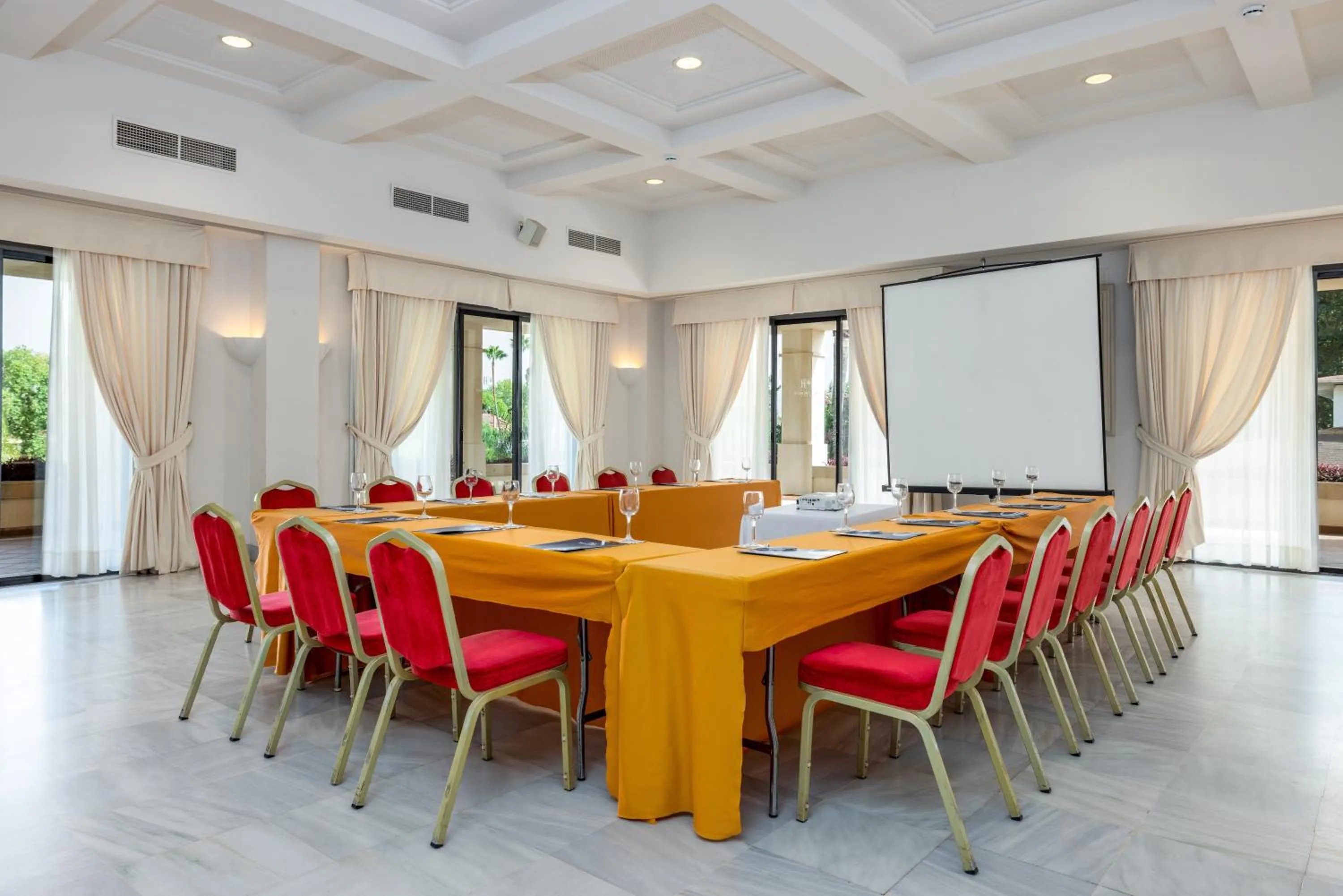 Meeting/conference room in AZZ Guadacorte Campo de Gibraltar