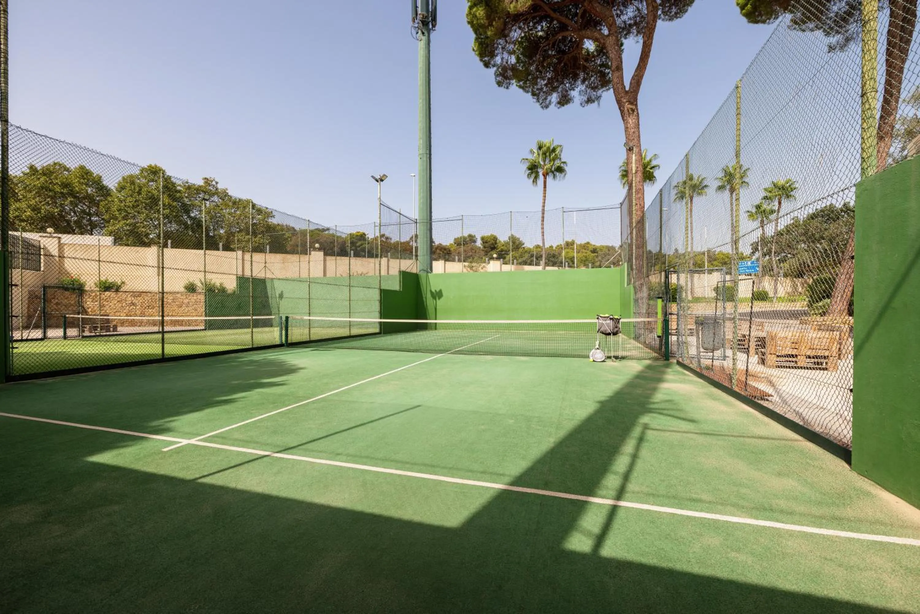 Tennis court in AZZ Guadacorte Campo de Gibraltar