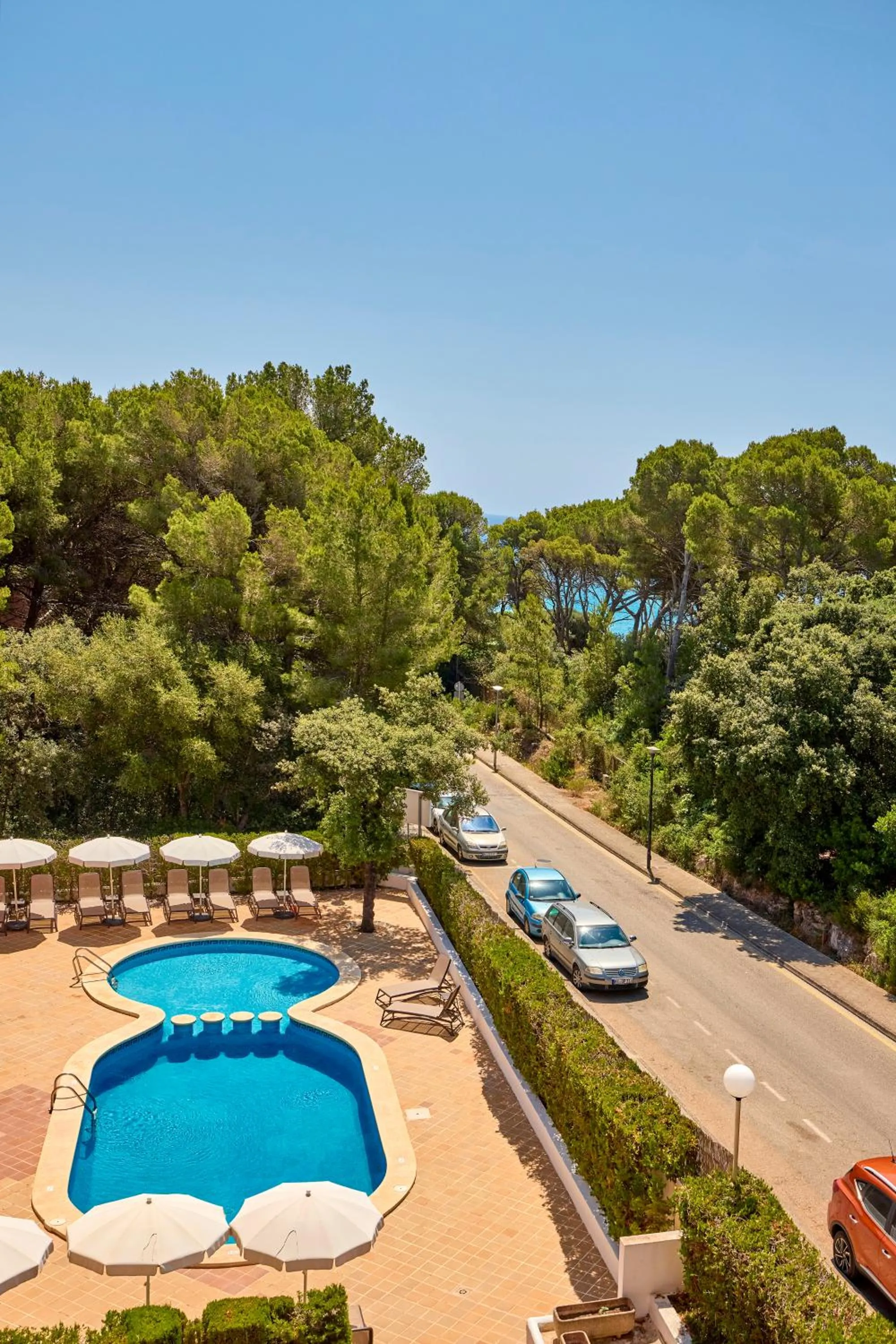 Bird's eye view in Universal Apartamentos Laguna Garden