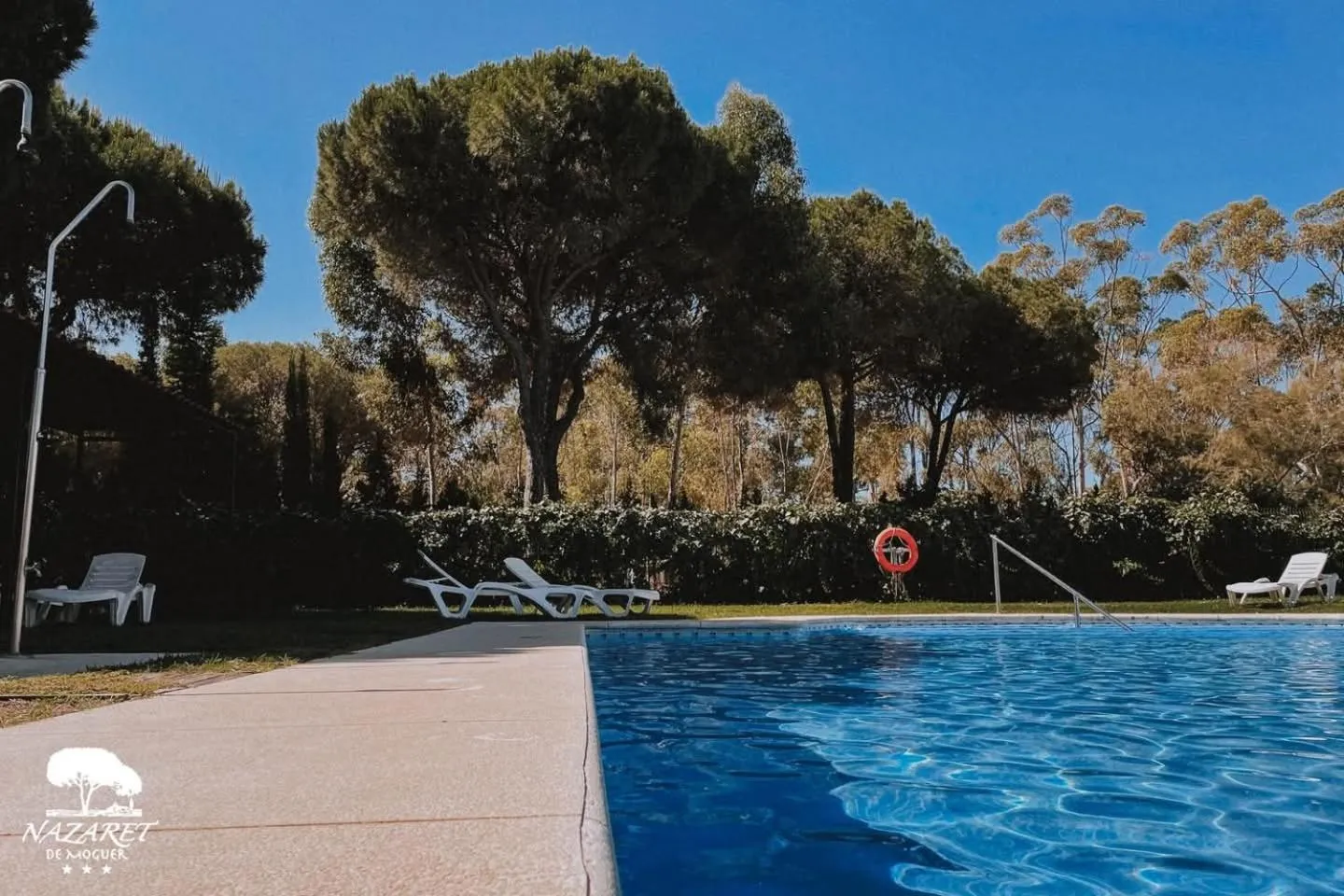 Swimming pool in Complejo Turístico Rural Nazaret De Moguer