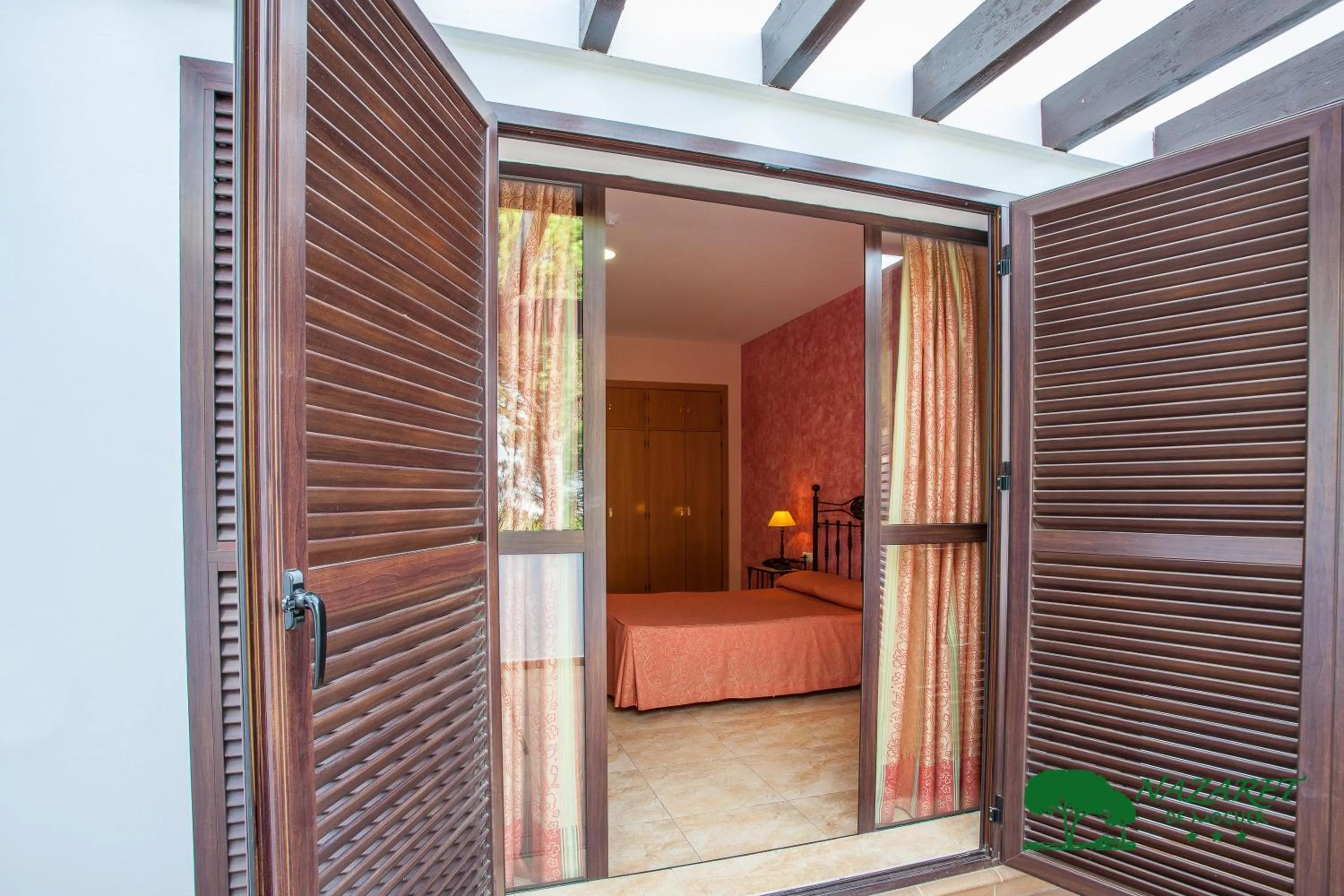 Balcony/Terrace, Bed in Complejo Turístico Rural Nazaret De Moguer