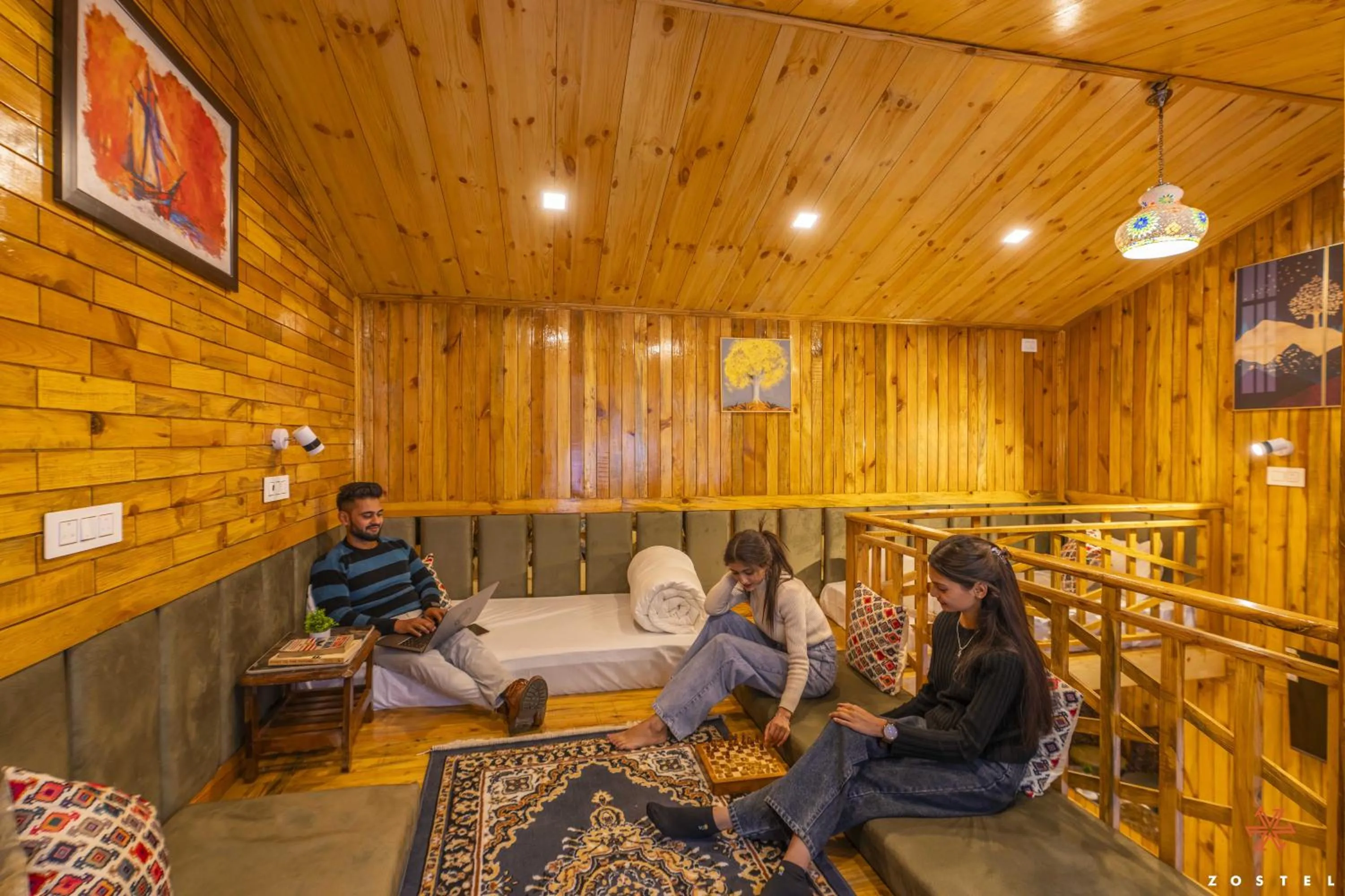 Living room in Zostel Plus Kareri