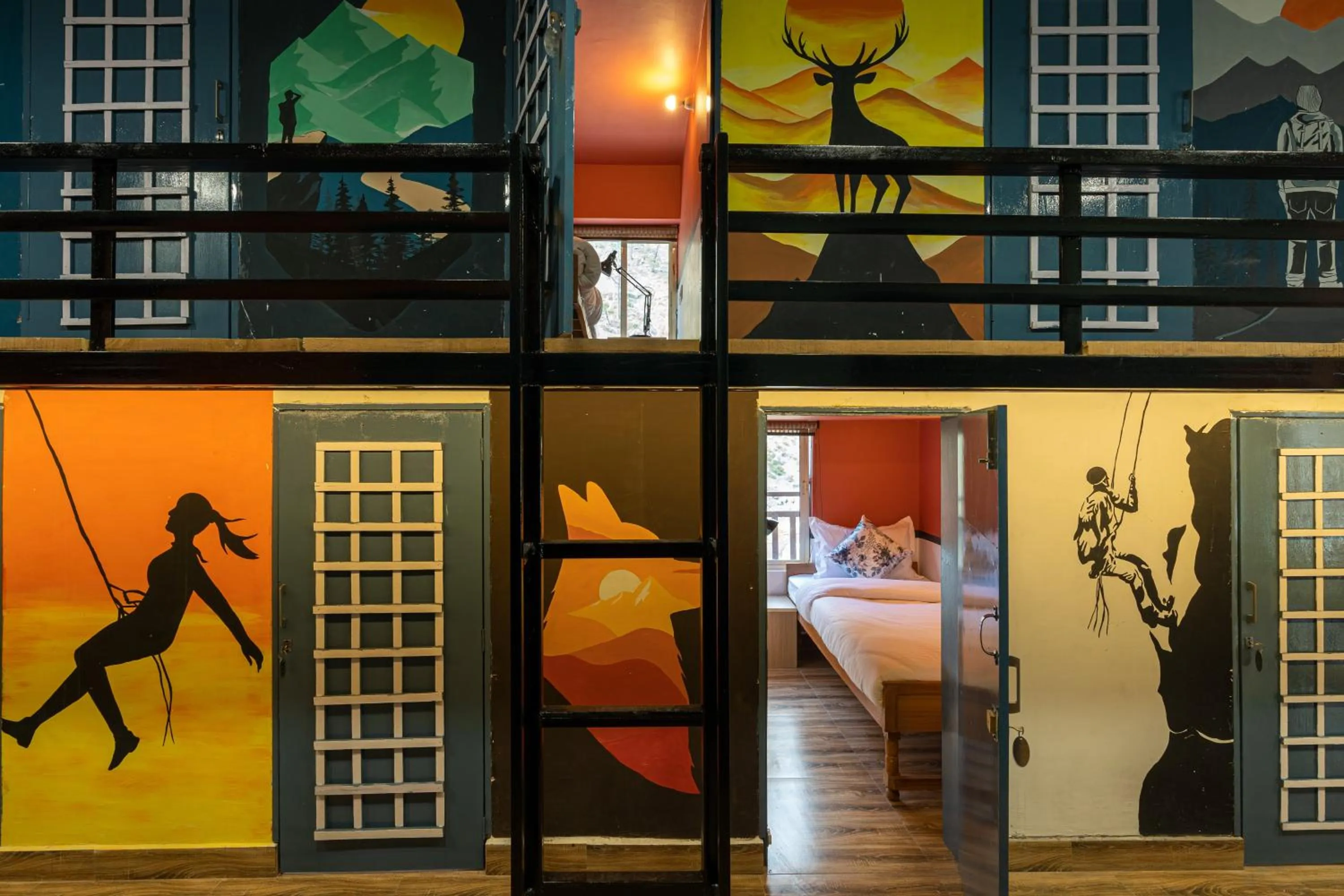 Bed in Zostel Plus Kareri