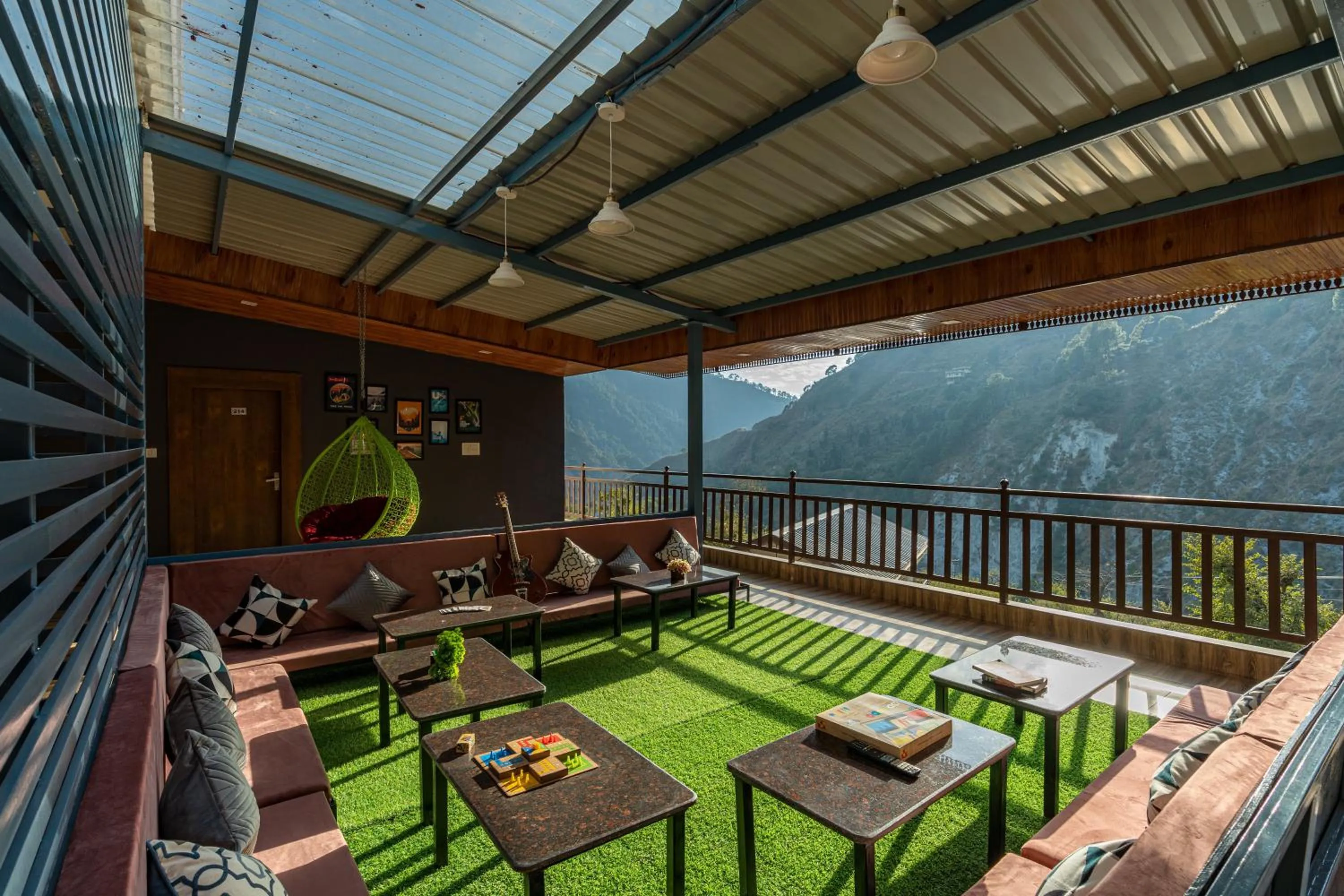 Natural landscape in Zostel Plus Kareri