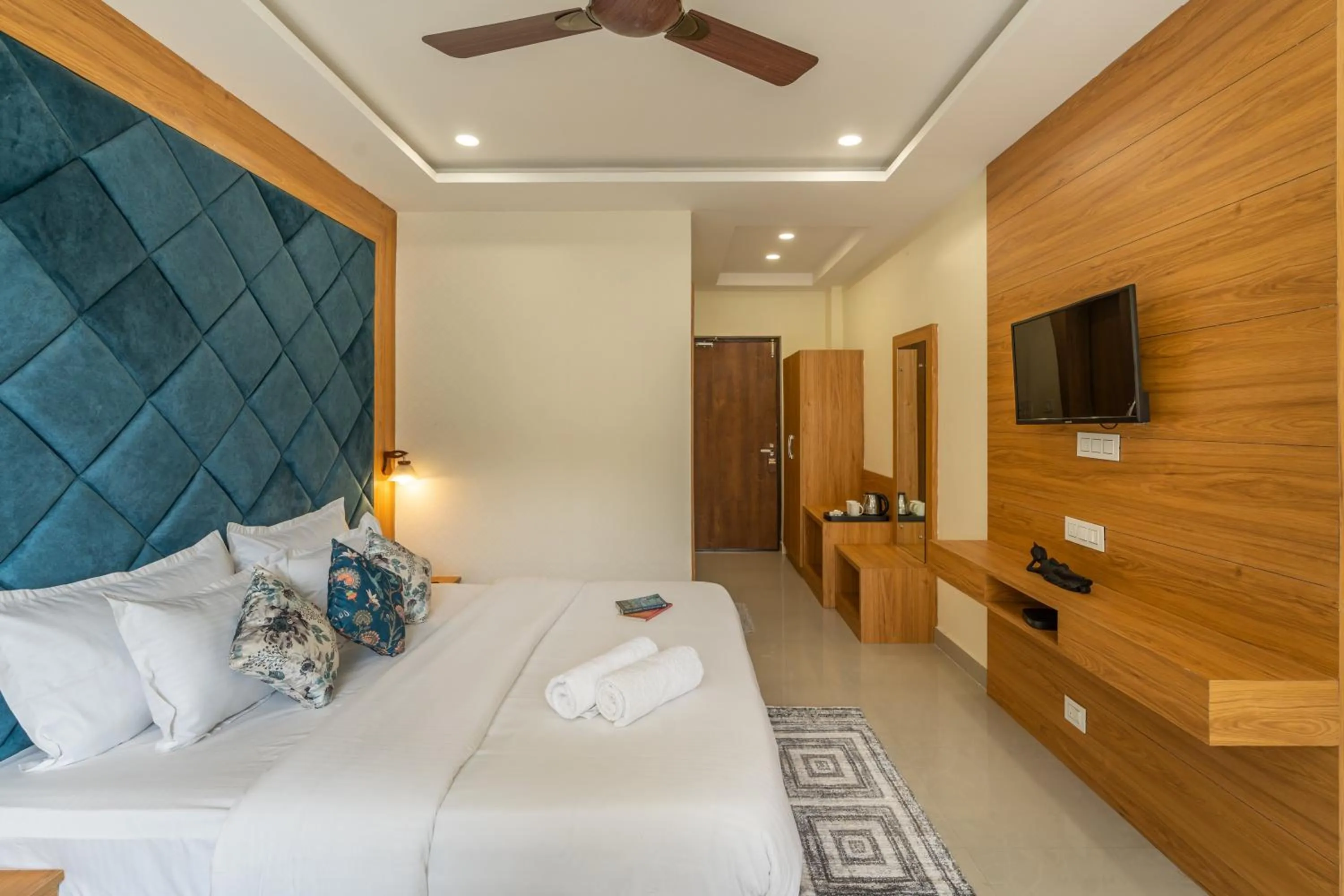 Bed in Zostel Plus Kareri