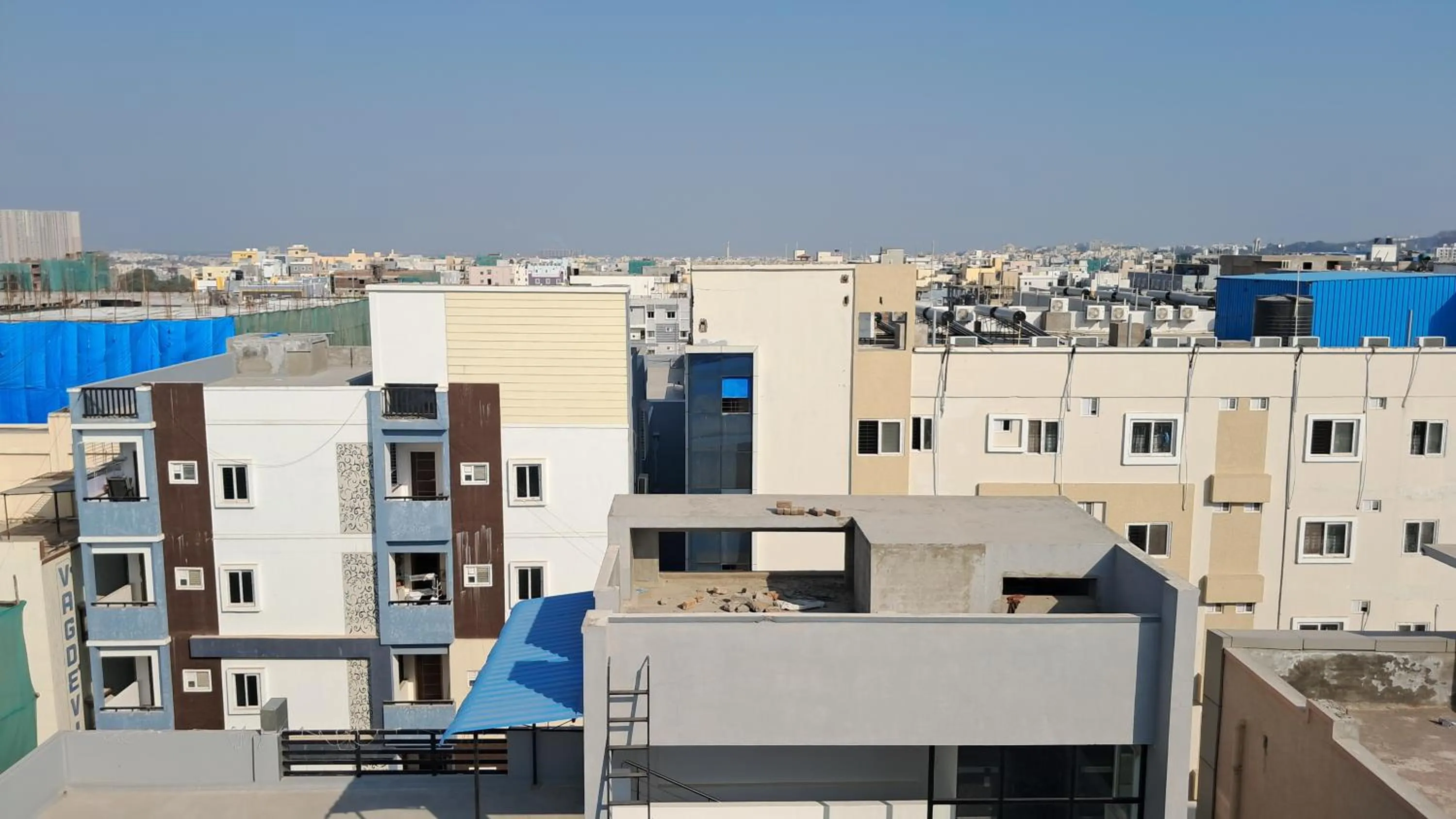 City view in The Balcony Hotel