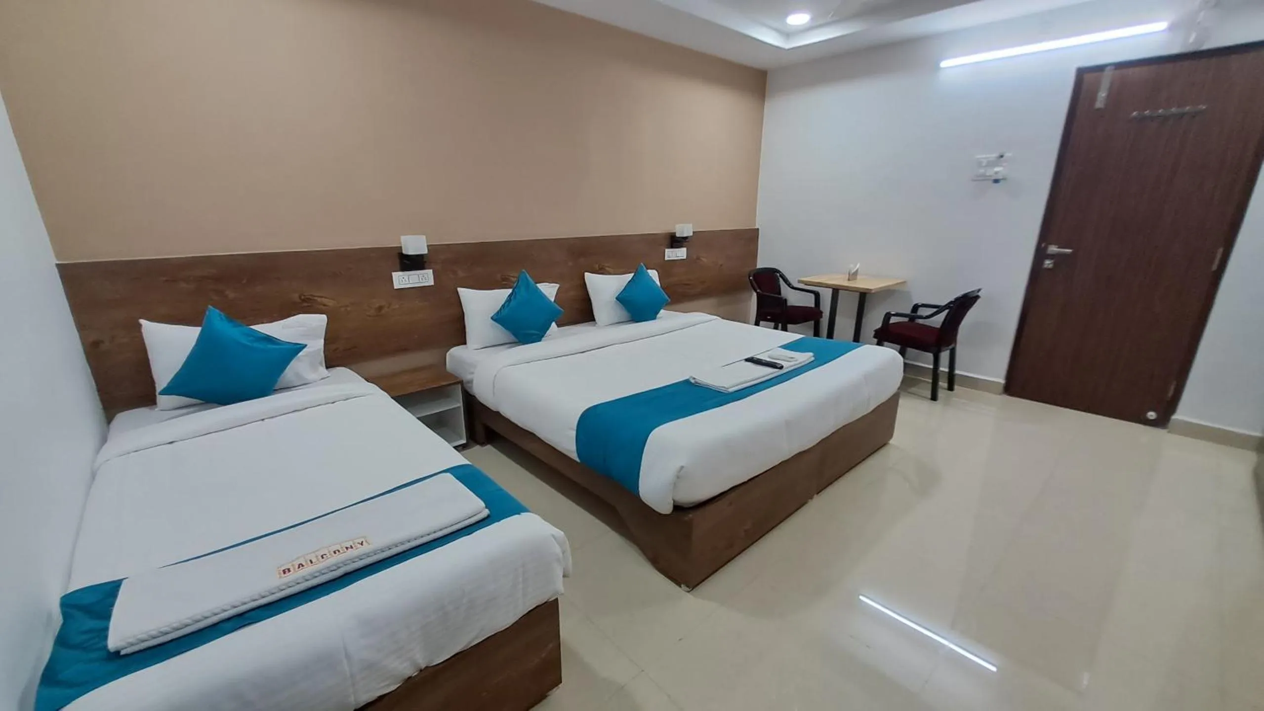 Bed in The Balcony Hotel