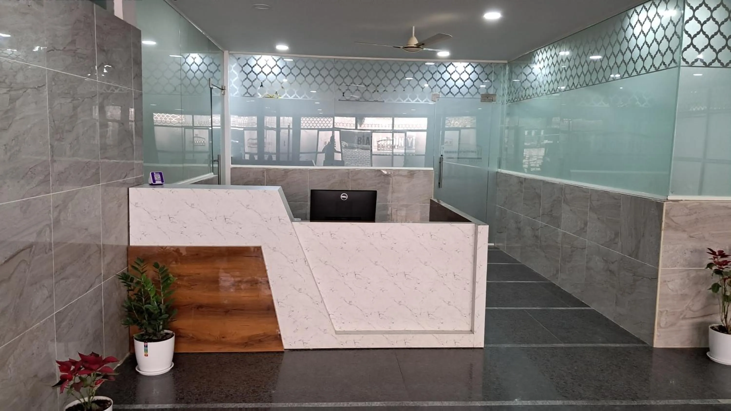 Lobby or reception in The Balcony Hotel