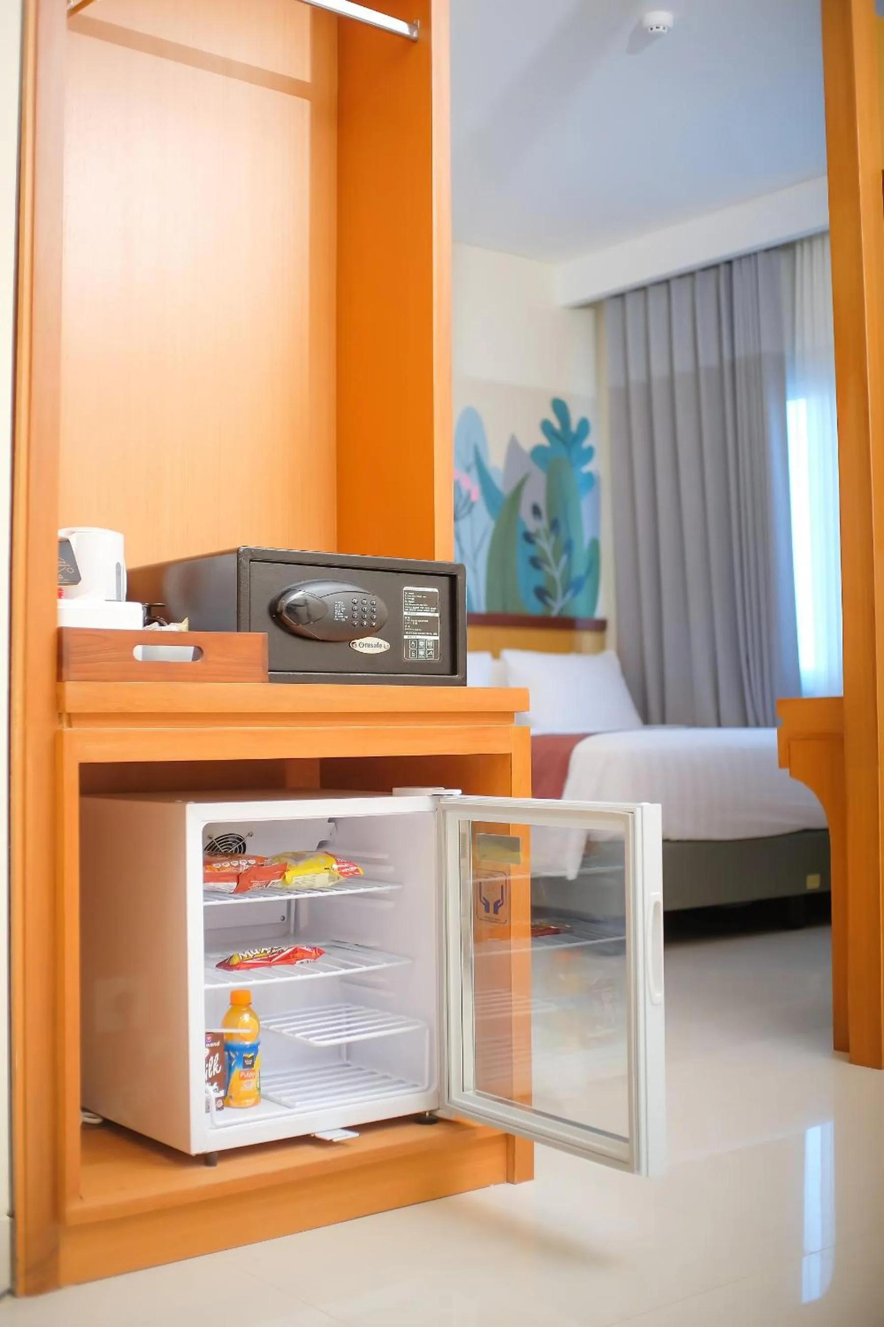 Bedroom, Bed in Azana Asia Hotel Cilacap