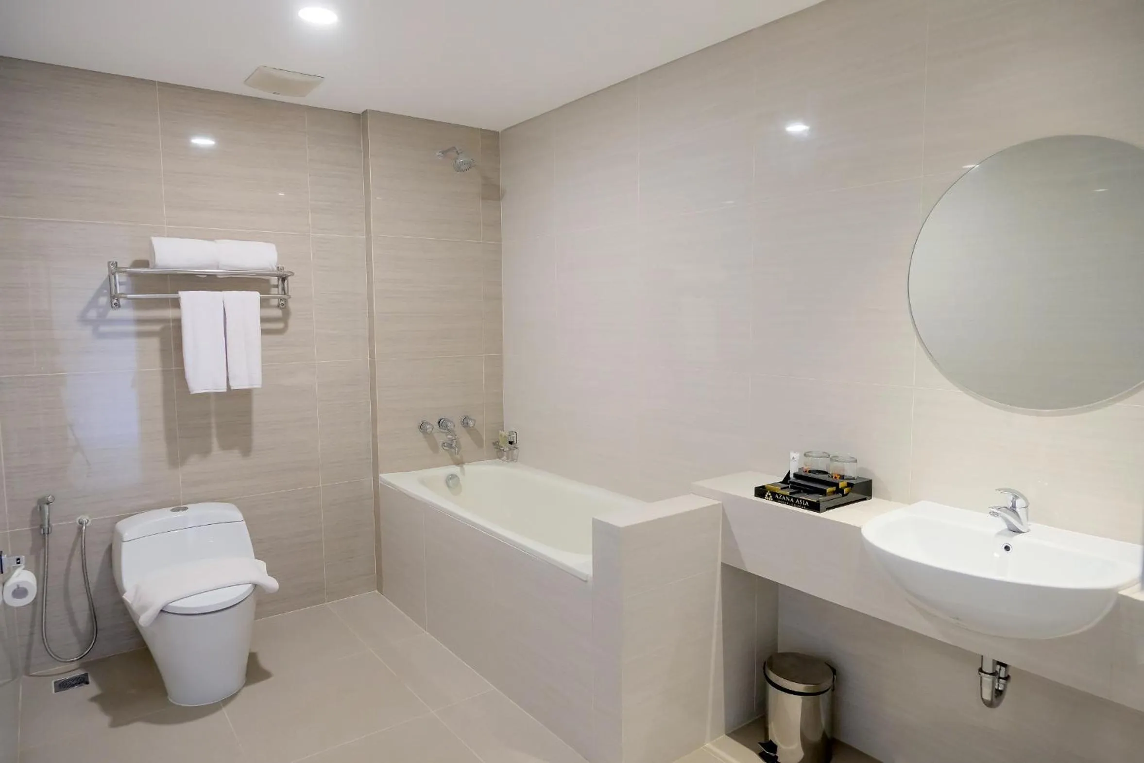 Toilet in Azana Asia Hotel Cilacap