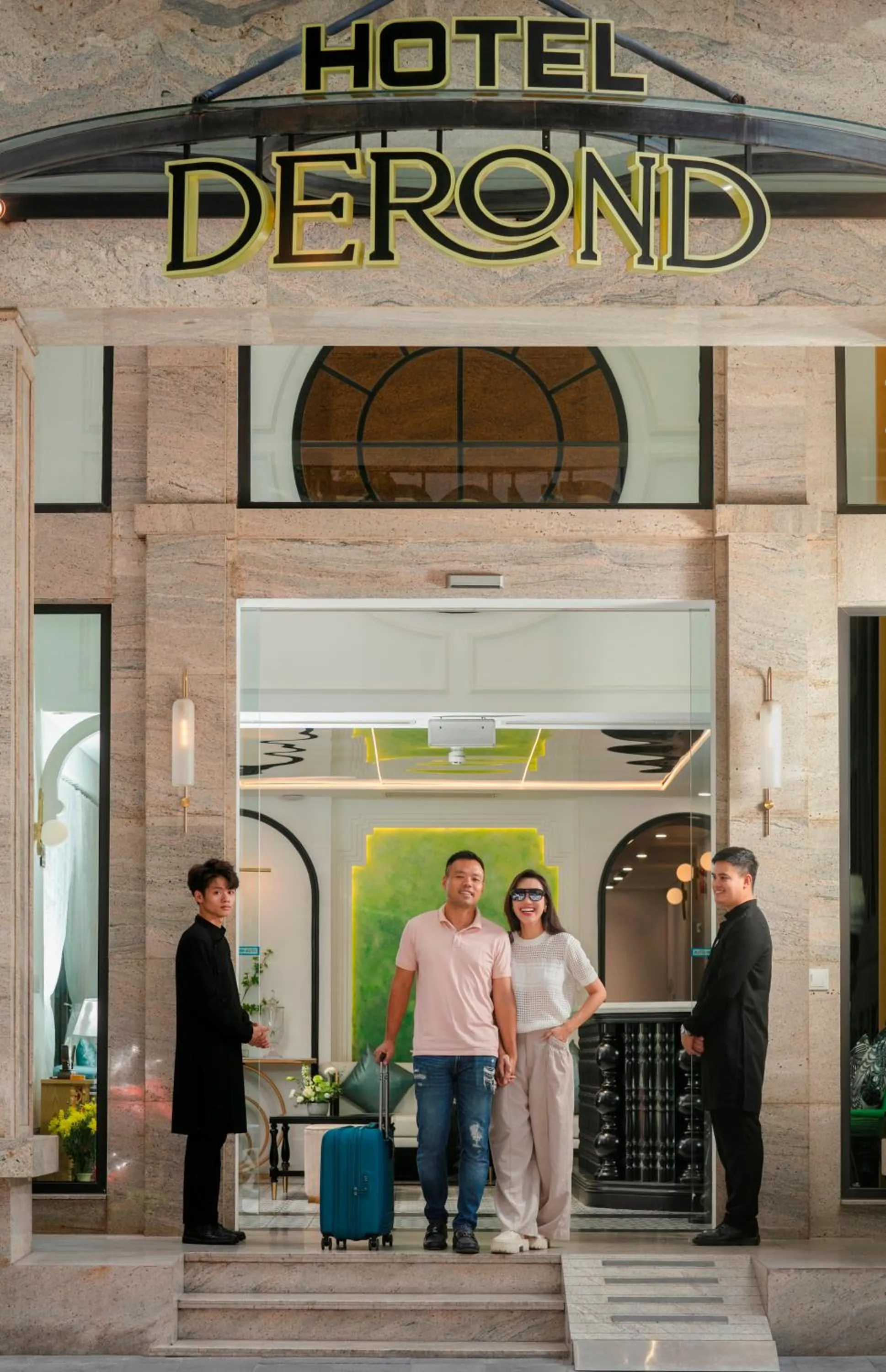 Facade/entrance in Hotel De Rond